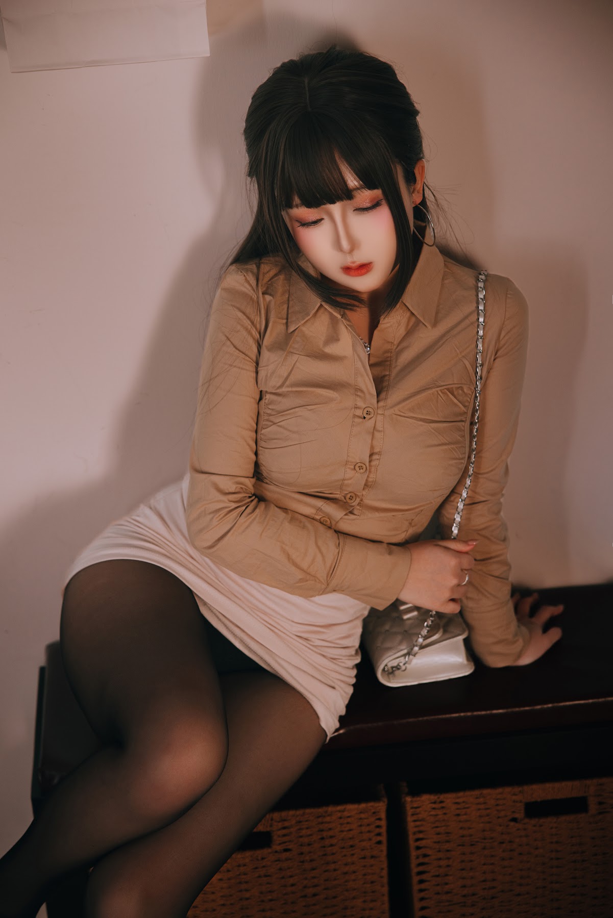 Coser@日奈娇 – 醉酒的同事 - P28
