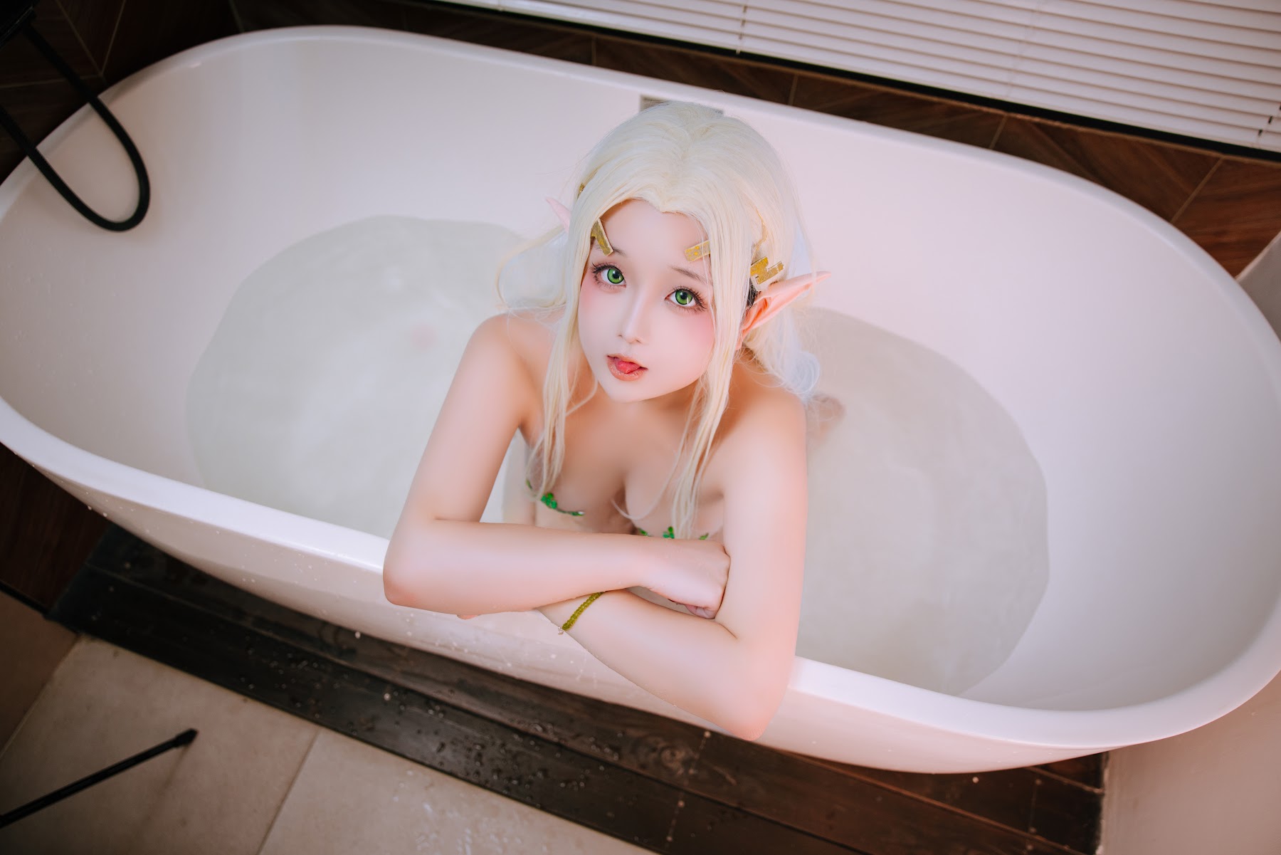 Coser@日奈娇 – 白精灵 - P15