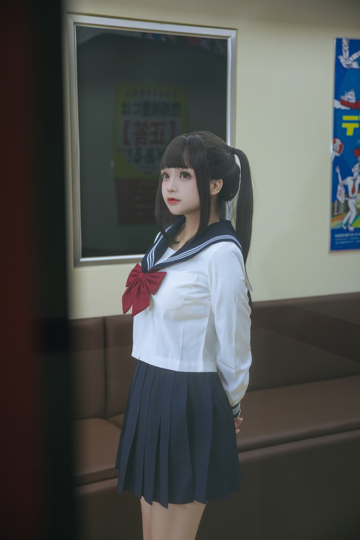 Coser@日奈娇 – 列车JK - P9