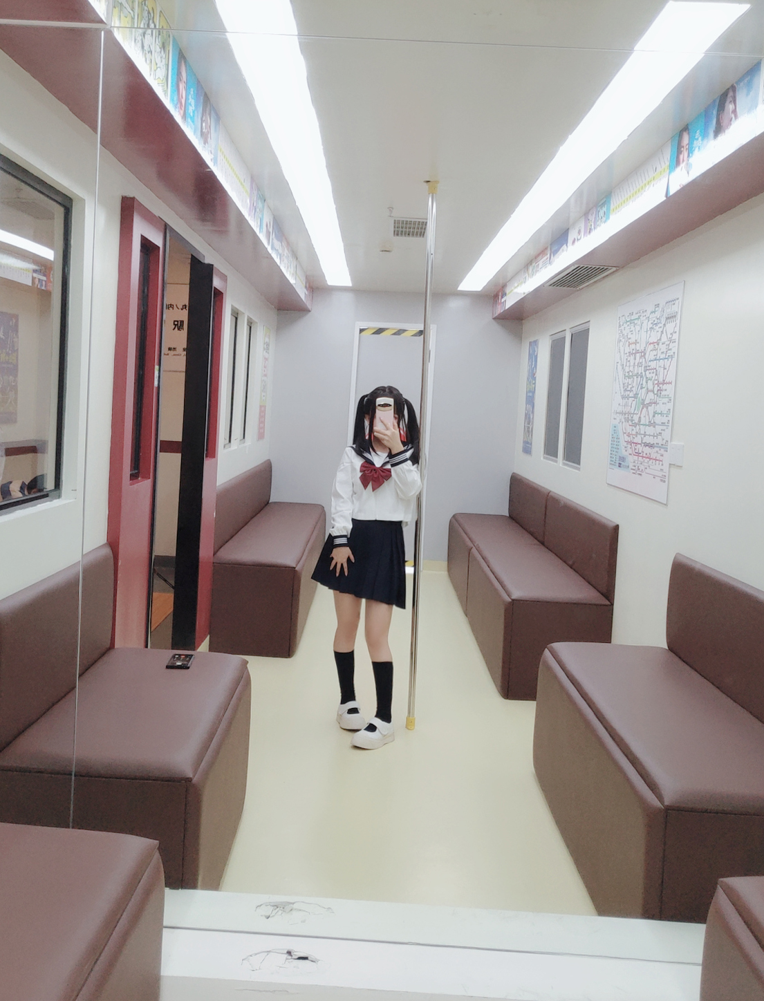 Coser@日奈娇 – 列车JK - P137