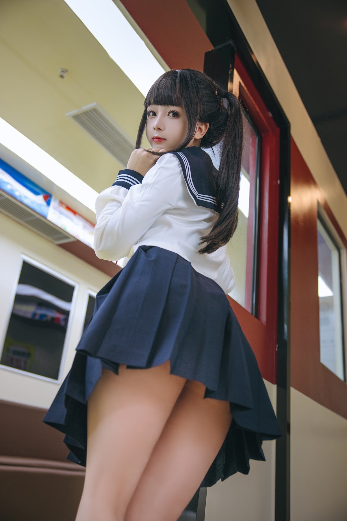 Coser@日奈娇 – 列车JK - P6