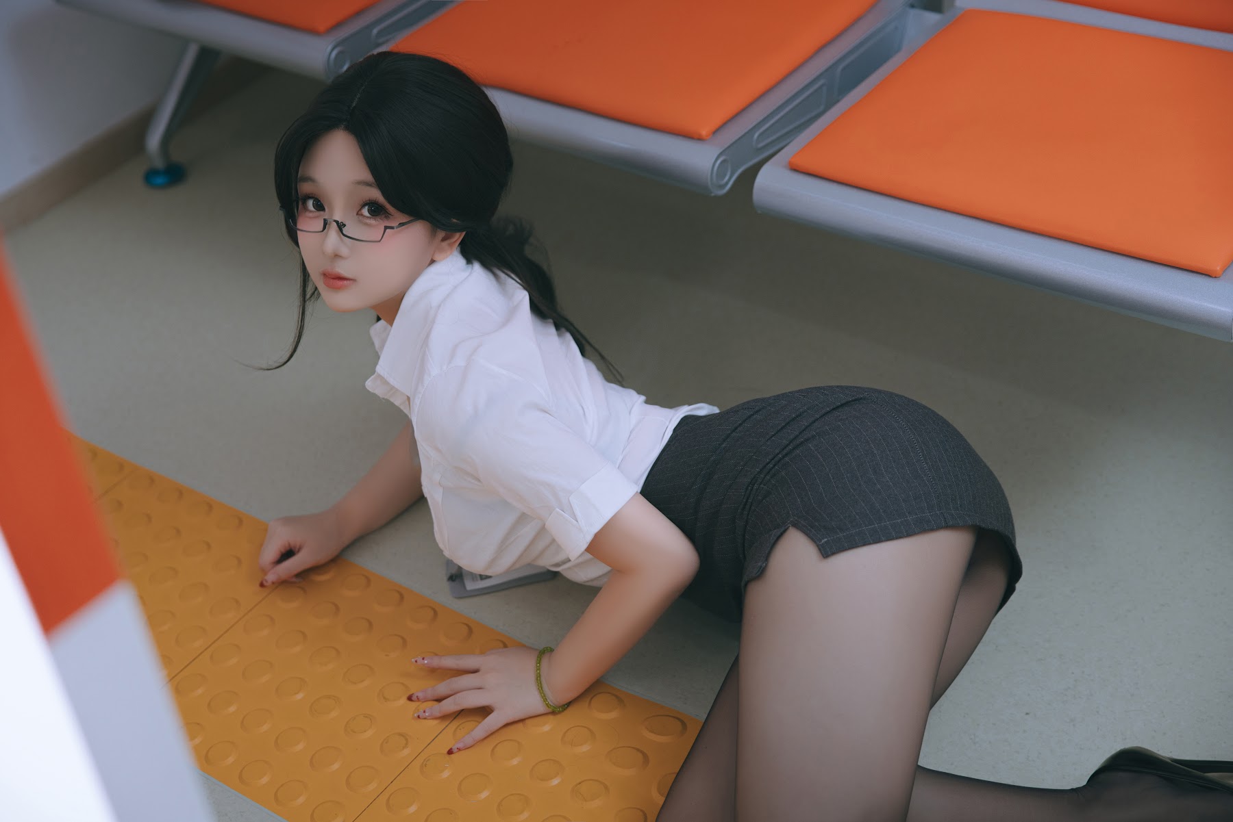 Coser@日奈娇 – 地铁OL - P165
