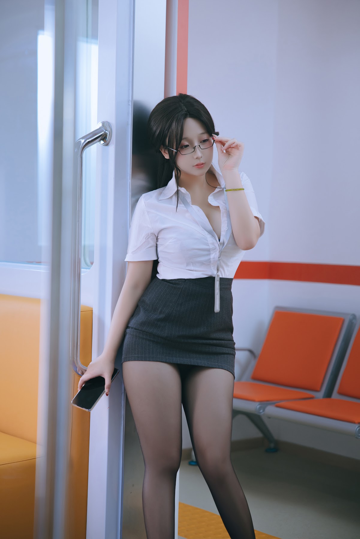 Coser@日奈娇 – 地铁OL - P169