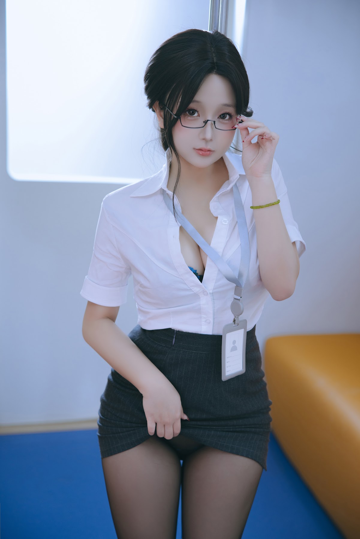 Coser@日奈娇 – 地铁OL - P176