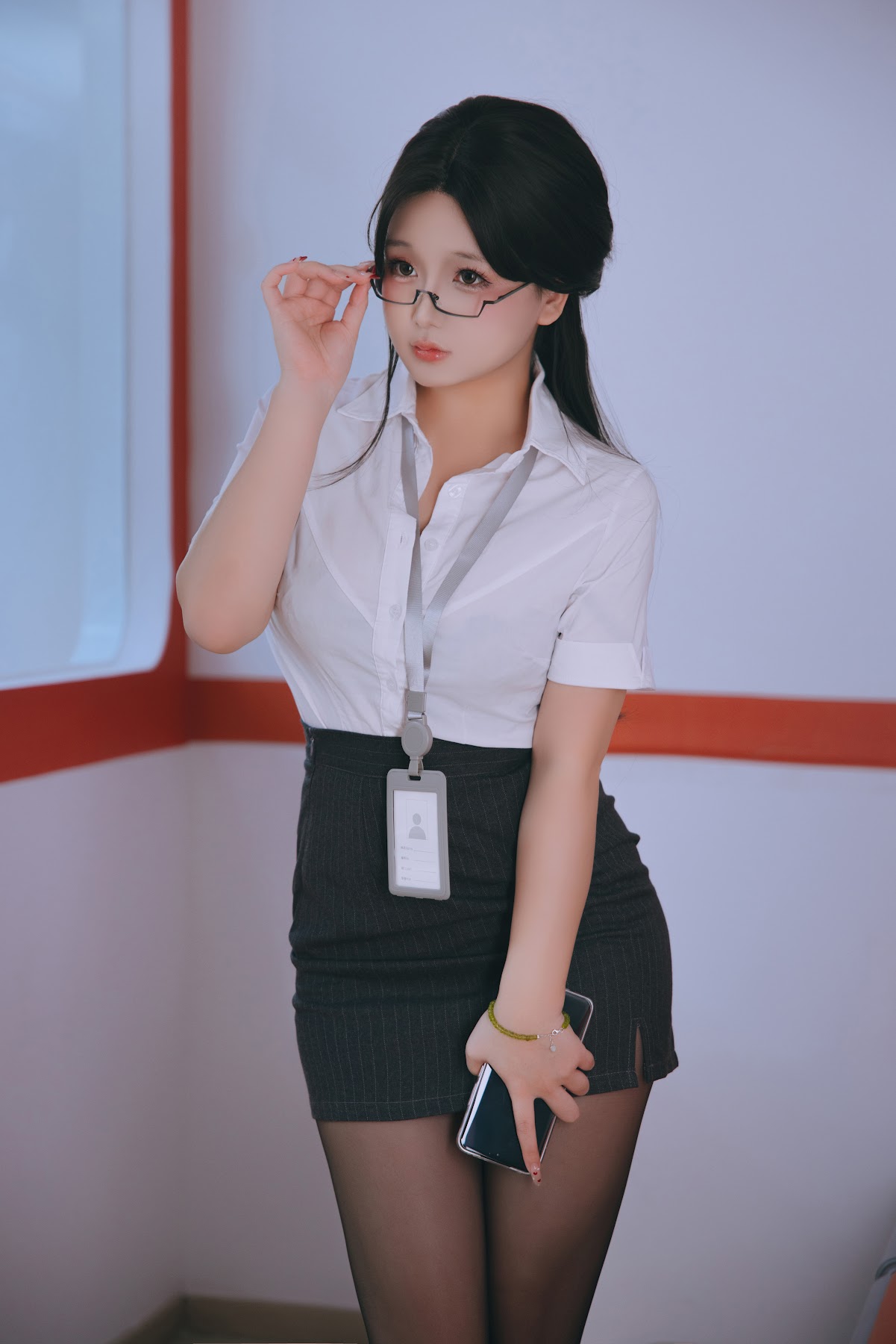 Coser@日奈娇 – 地铁OL - P24