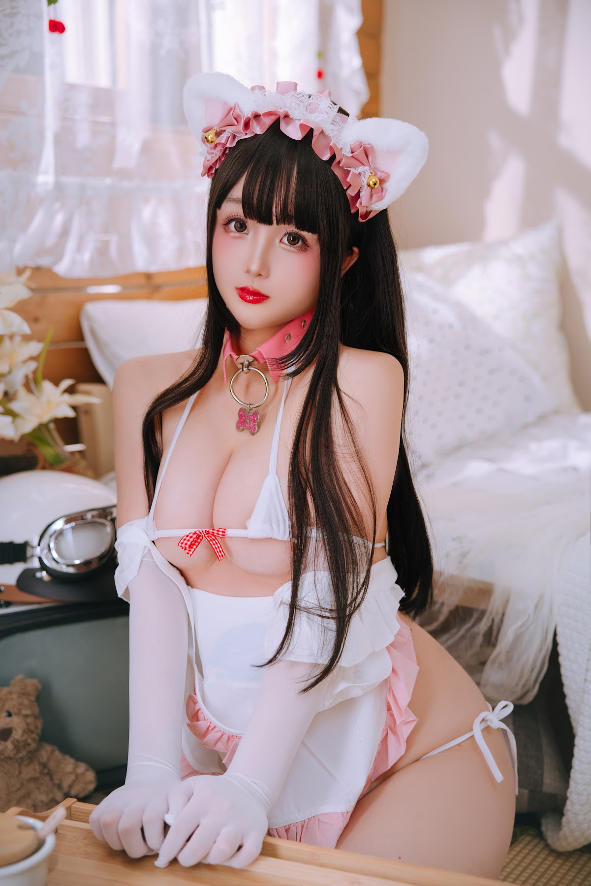 Coser@日奈娇 – 兔尾女仆 - P54