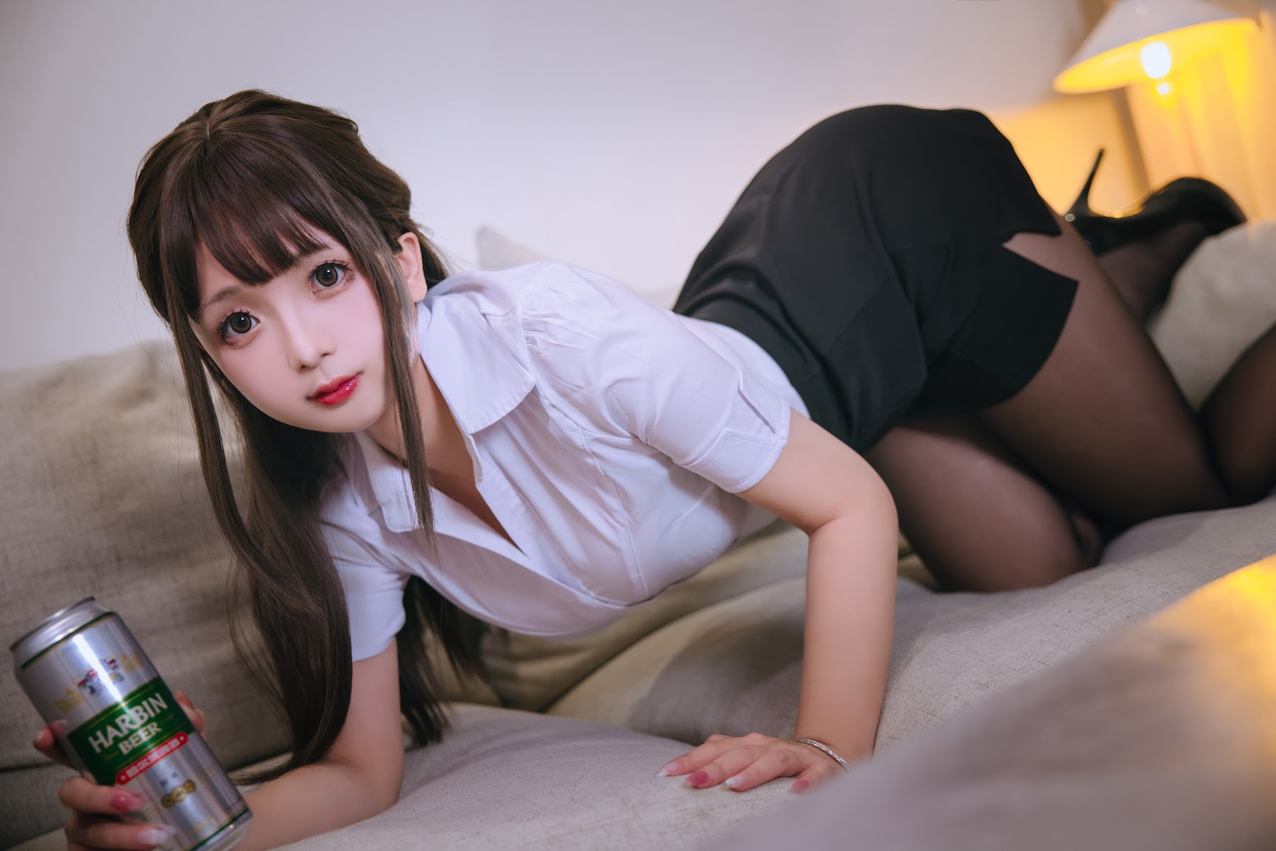 Coser@日奈娇 – 醉酒OL - P9