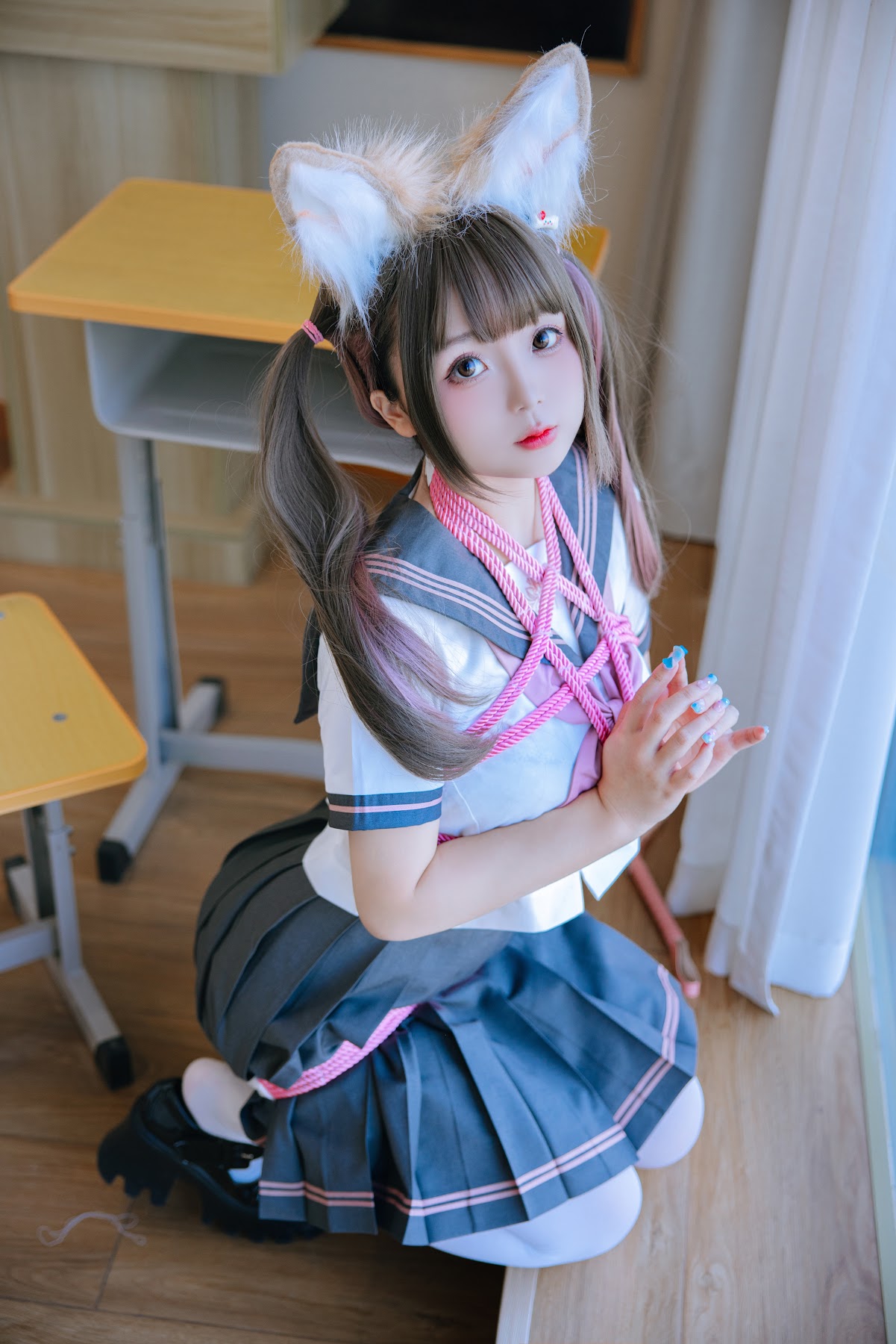 Coser@日奈娇 – 课桌捆绑 - P80