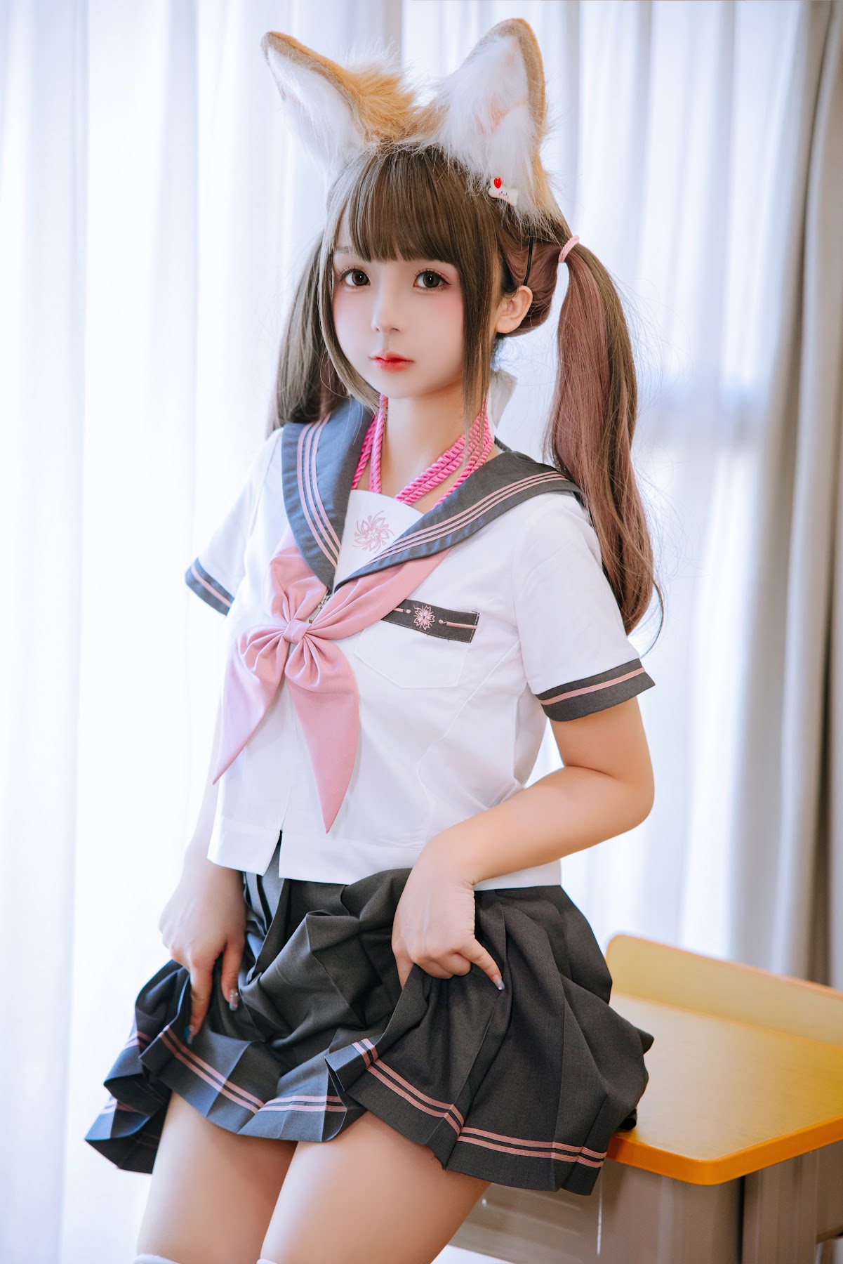 Coser@日奈娇 – 课桌捆绑 - P96