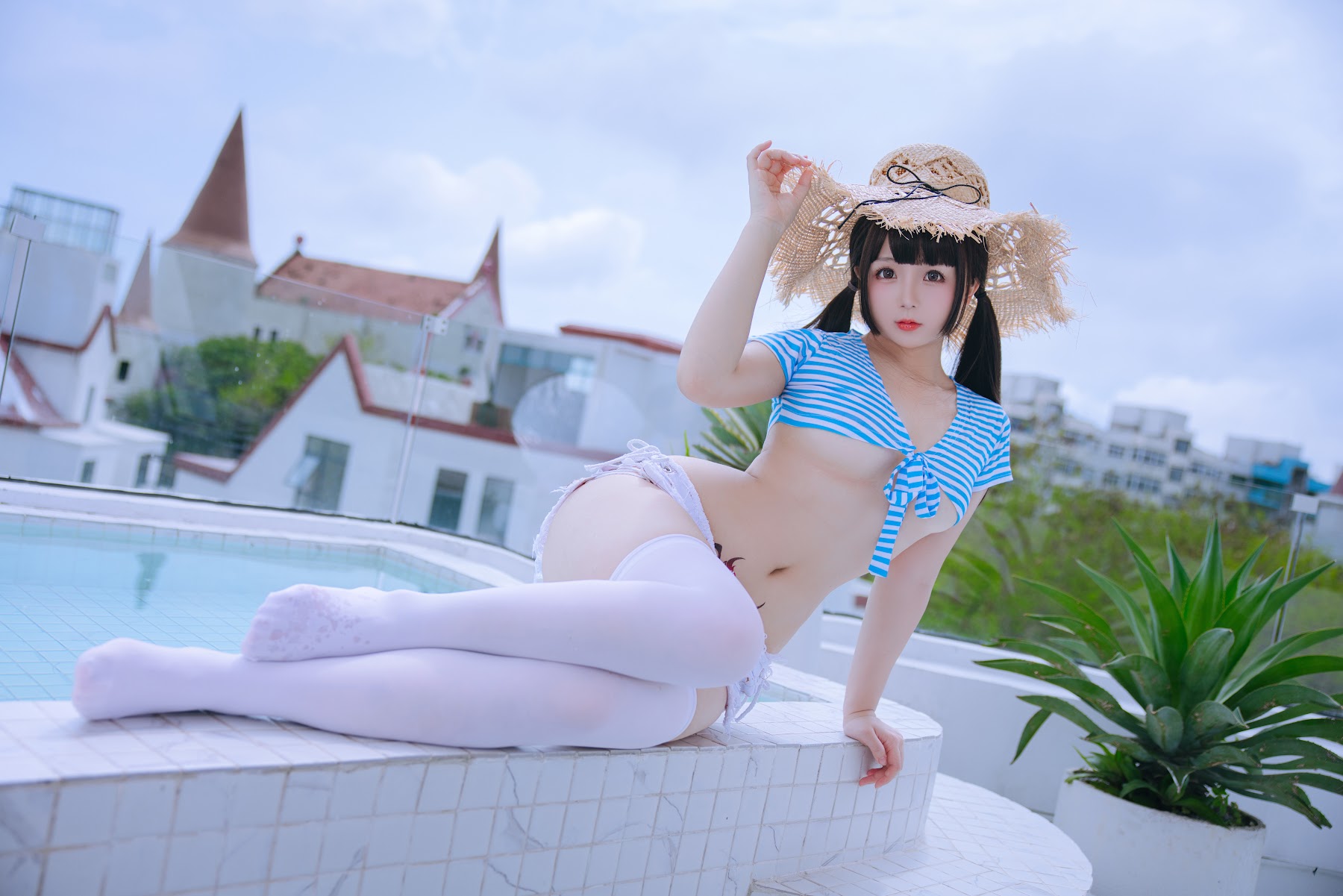Coser@日奈娇 – 蓝白条 - P1