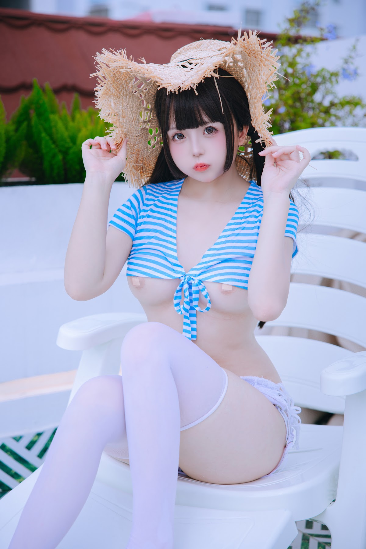 Coser@日奈娇 – 蓝白条 - P26