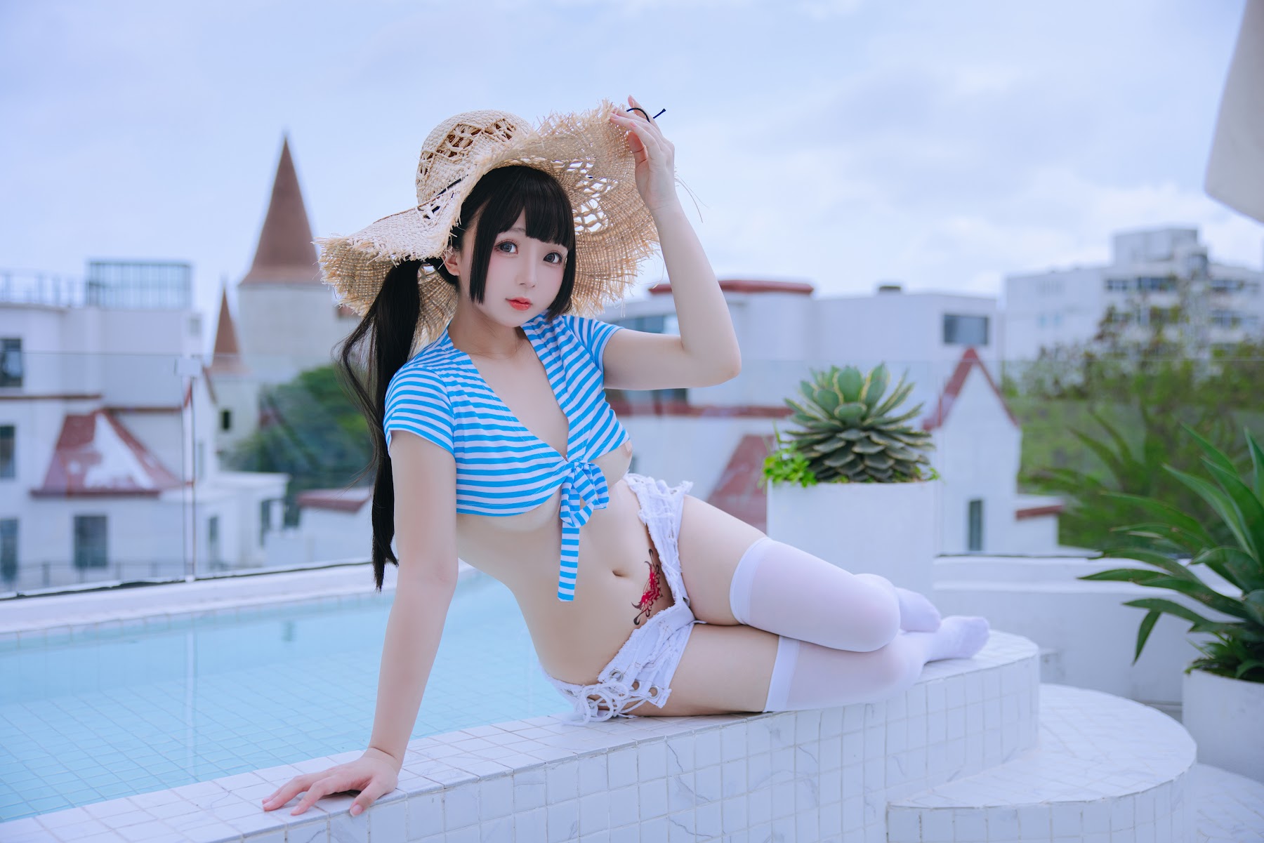 Coser@日奈娇 – 蓝白条 - P6