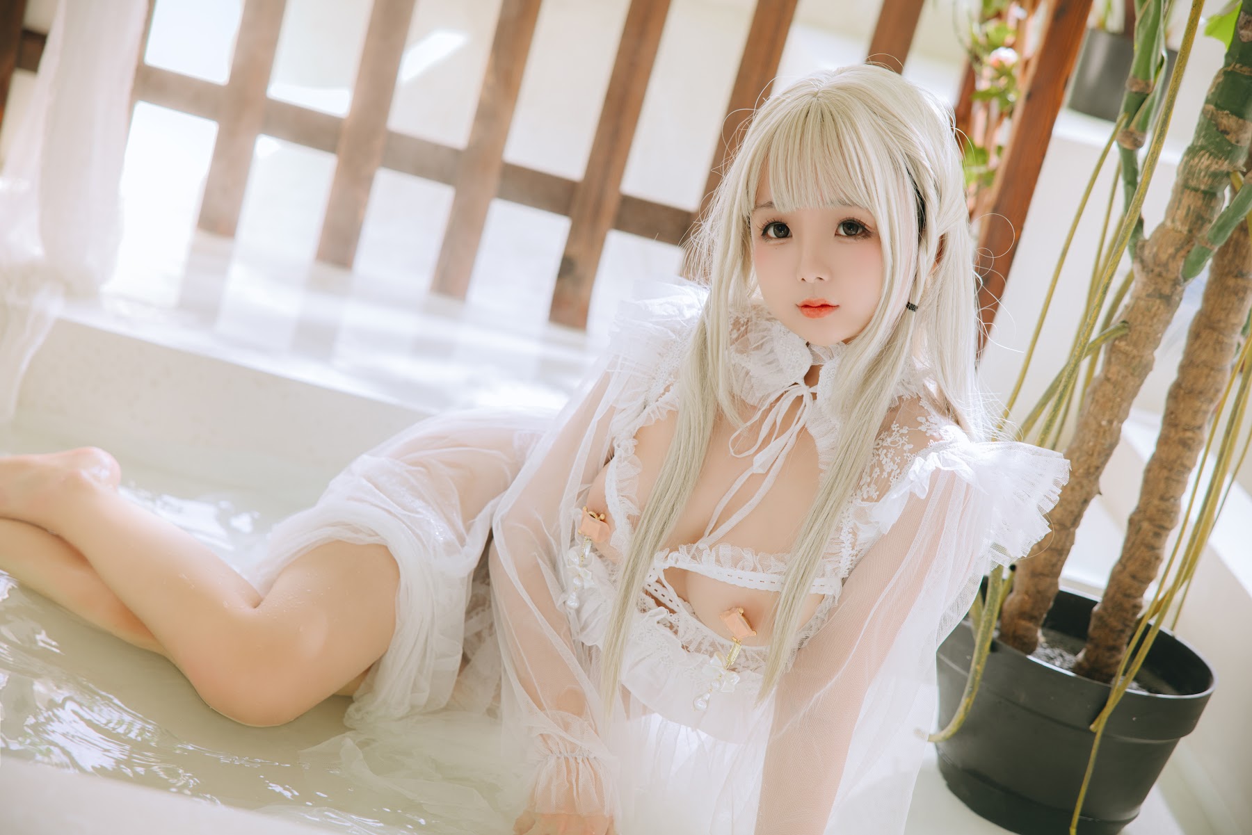Coser@日奈娇 – 白纱衣 - P51
