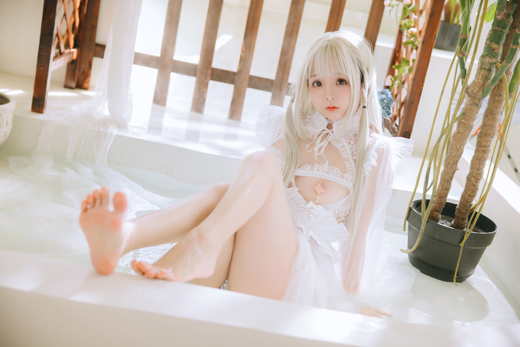 Coser@日奈娇 – 白纱衣 - P52