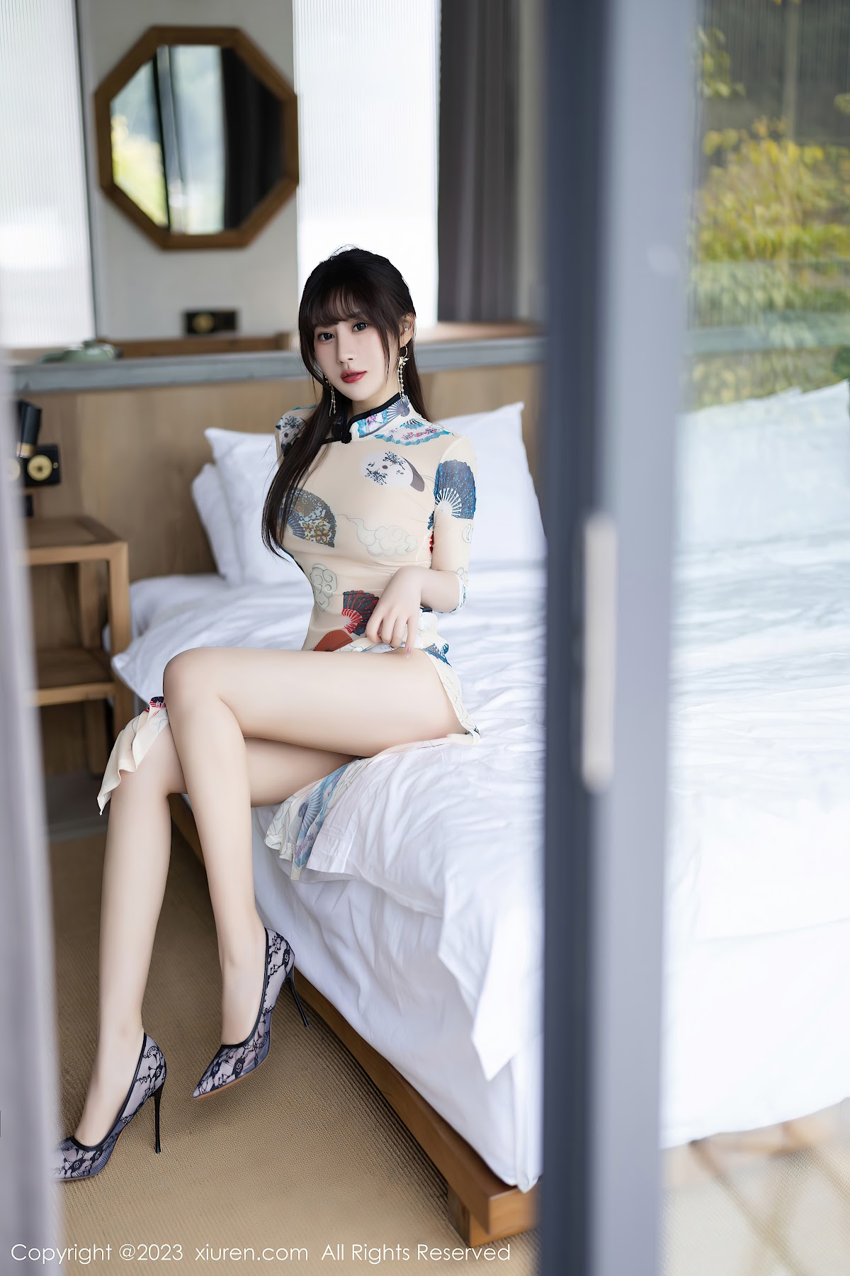 XIUREN No.6831 Zhang Xin Xin (张欣欣) - P28