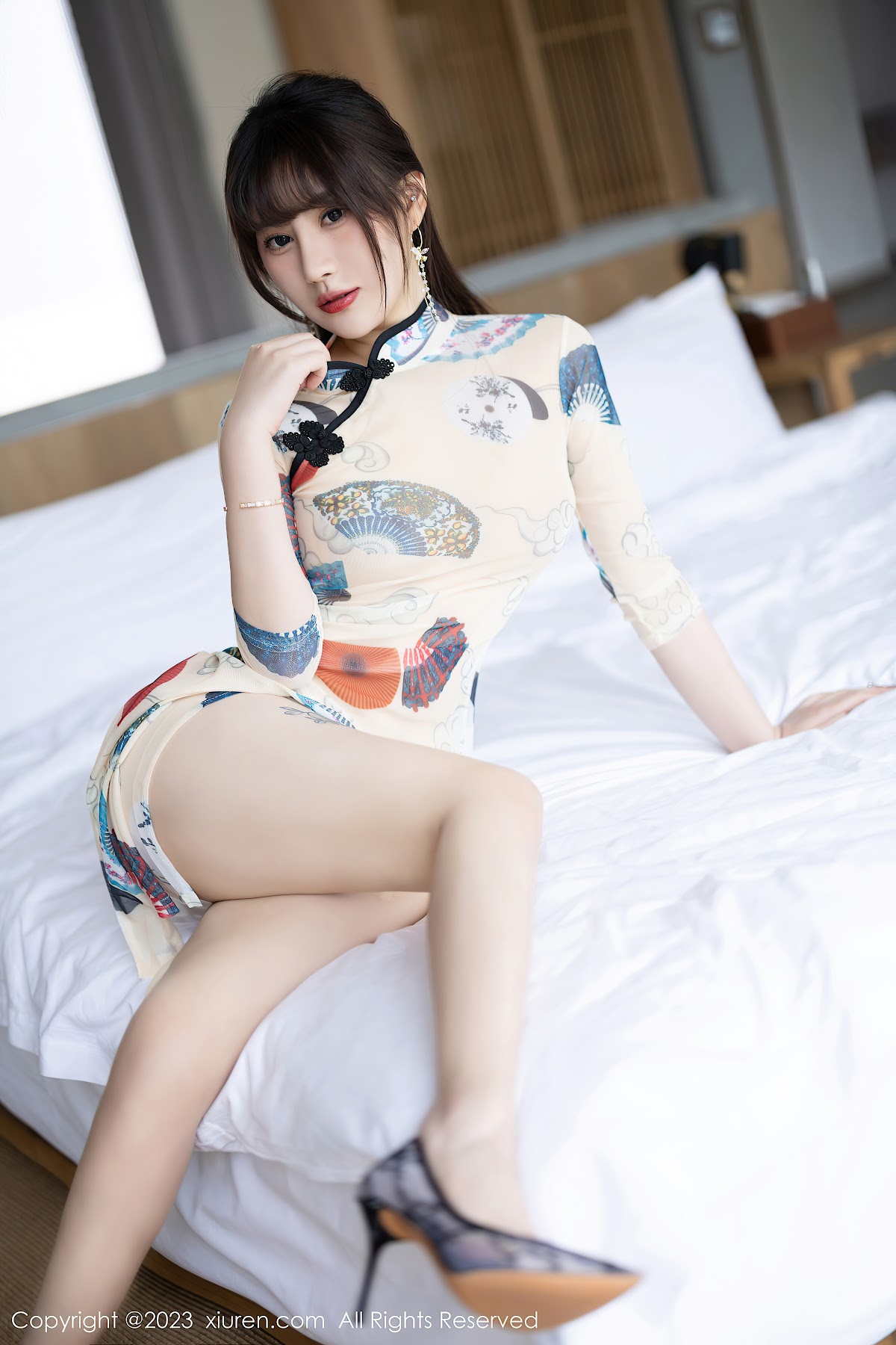 XIUREN No.6831 Zhang Xin Xin (张欣欣) - P32