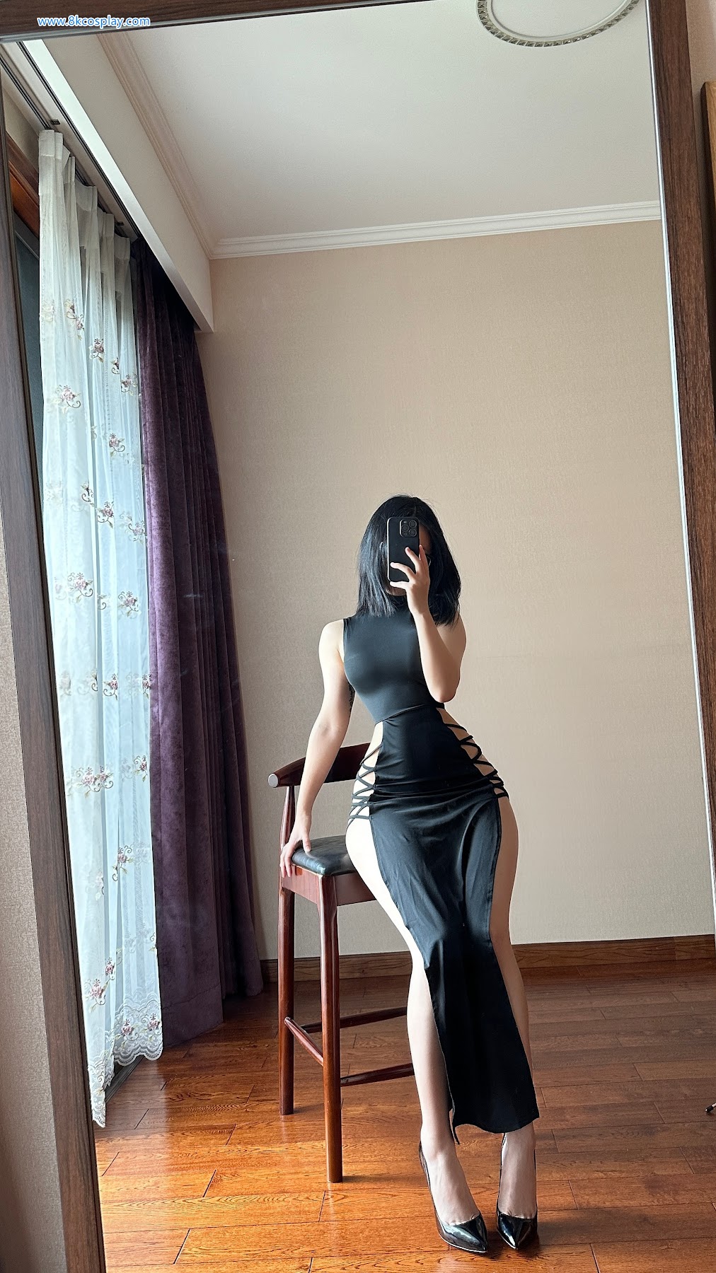 俏妞qiaoniuTT – 国风黑丝开叉旗袍 Sexy Black Qi Pao - P19