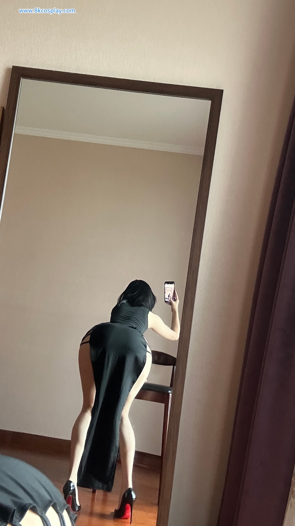 俏妞qiaoniuTT – 国风黑丝开叉旗袍 Sexy Black Qi Pao - P29