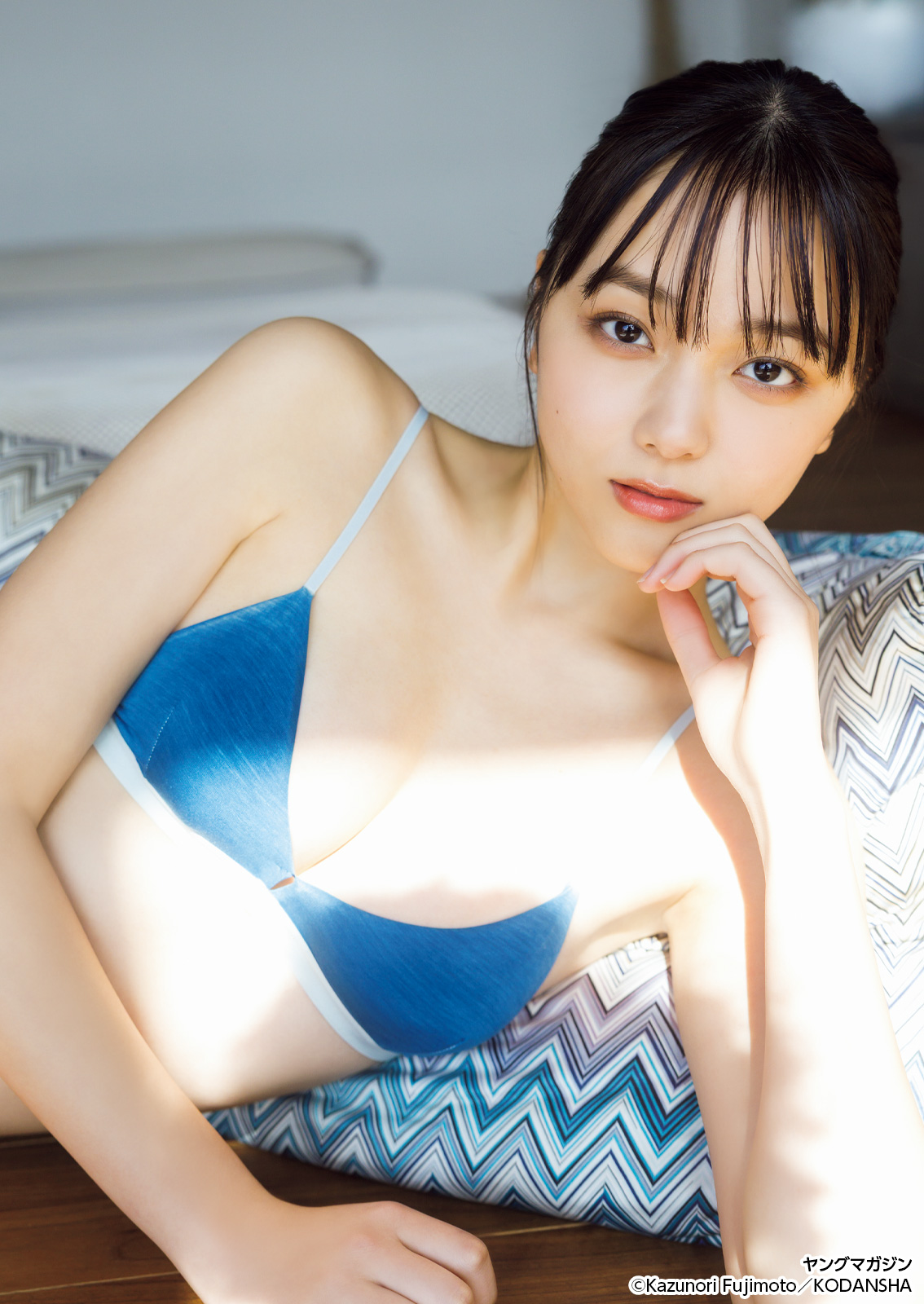 Anri Eshita 江下晏梨, Young Magazine 2026 No.15 (ヤングマガジン 2026年15号) - P5