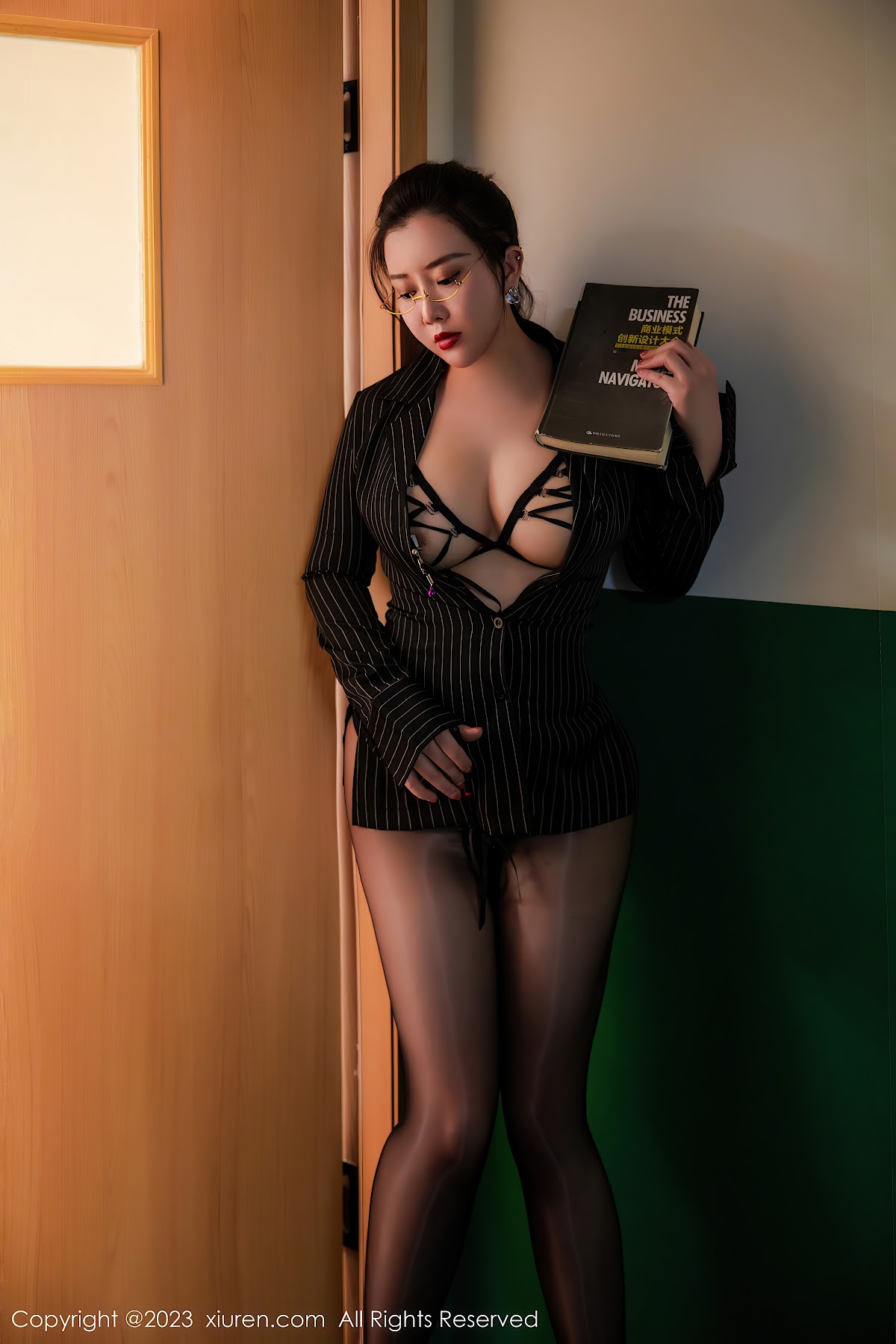 XIUREN No.6823 Wang Wan You (王婉悠Queen) - P12