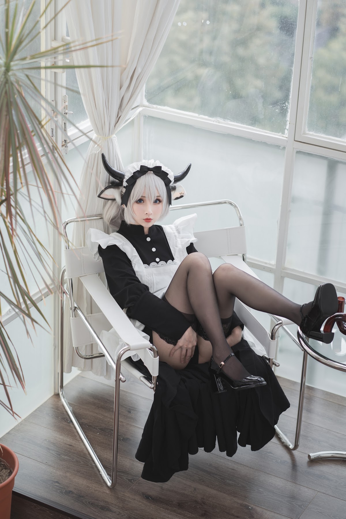 Coser@rioko凉凉子 Vol.063 贴心的奶牛女仆 - P3