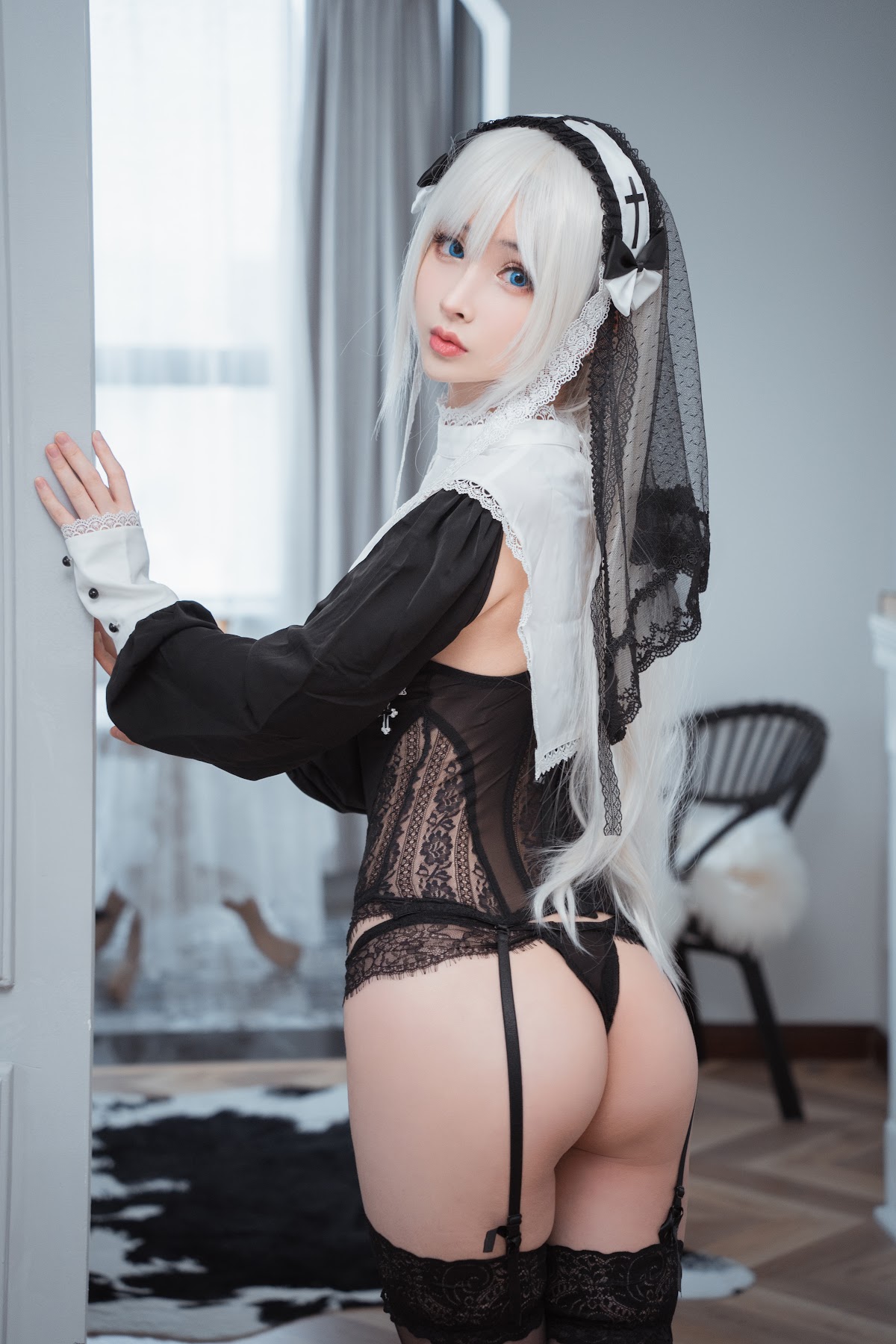 Coser@rioko凉凉子 Vol.059 兼职是修女的兔子小姐 - P4