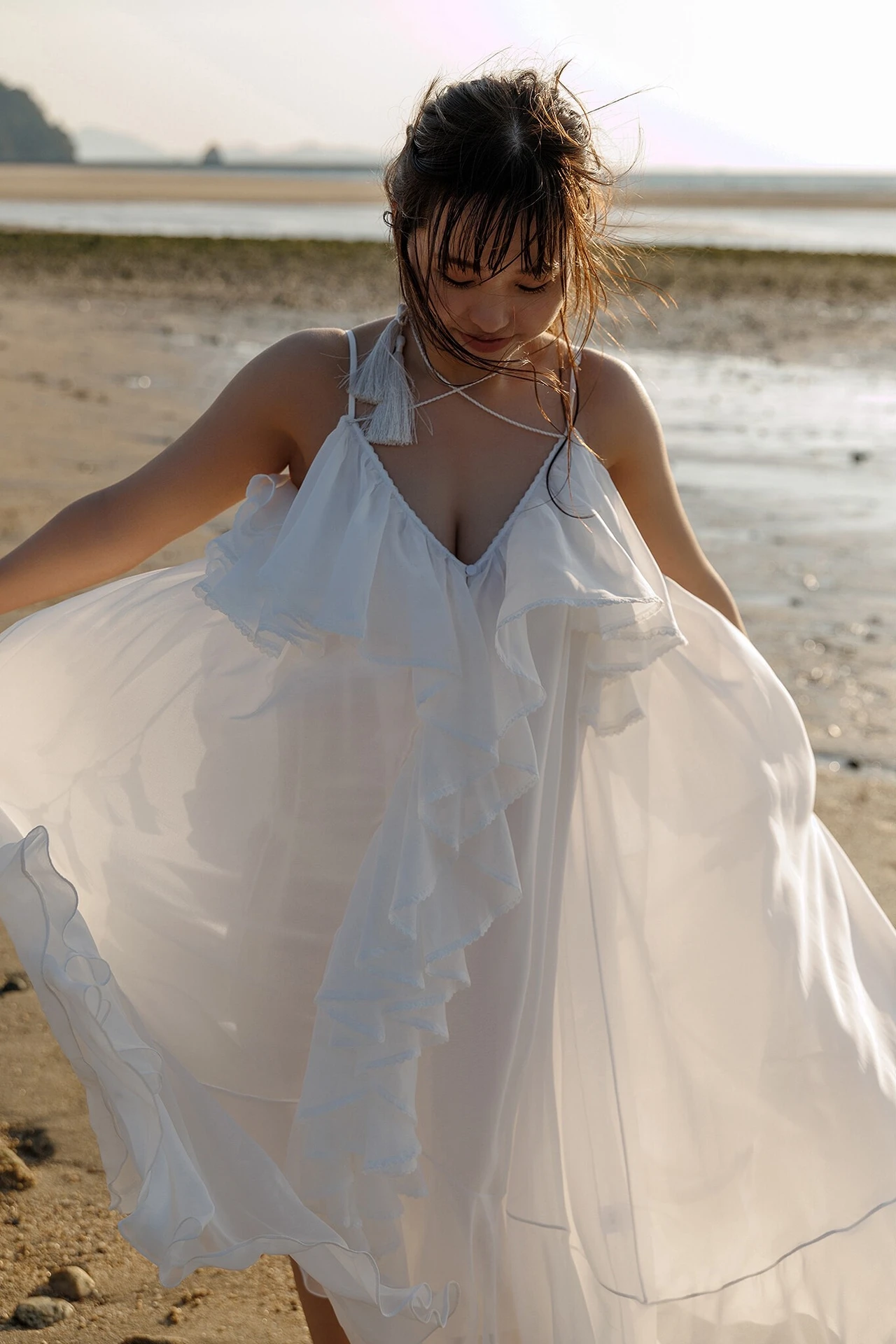 Yuzuha Hongo 本郷柚巴, ヤンマガデジタル写真集 ＜YM2025年21号未公開カット＞ Set.02 - P5