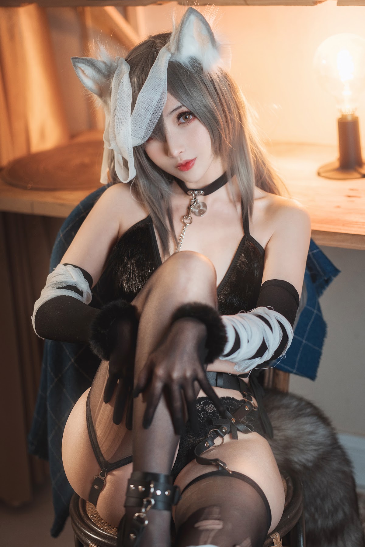 Coser@rioko凉凉子 Vol.051 受伤的灰狼姐姐 - P24