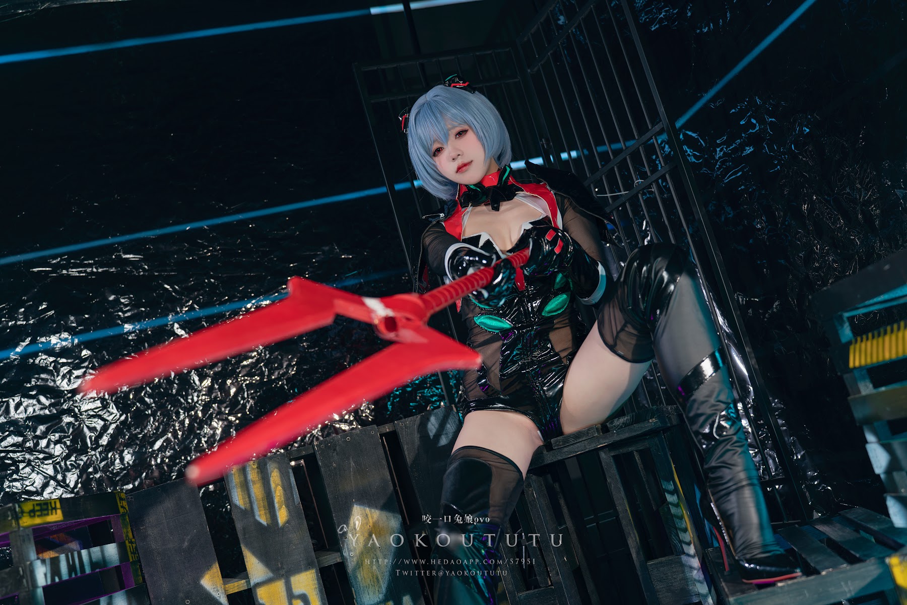 Coser@黏黏团子兔 – 『黑凌波』&小剧场 - P14