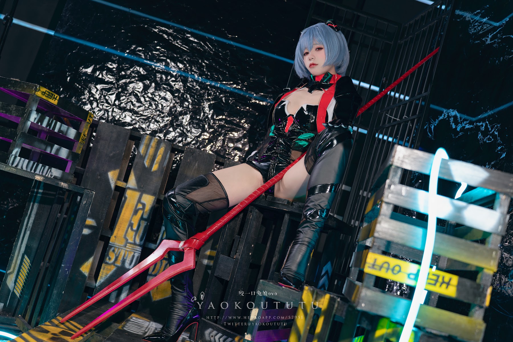 Coser@黏黏团子兔 – 『黑凌波』&小剧场 - P15