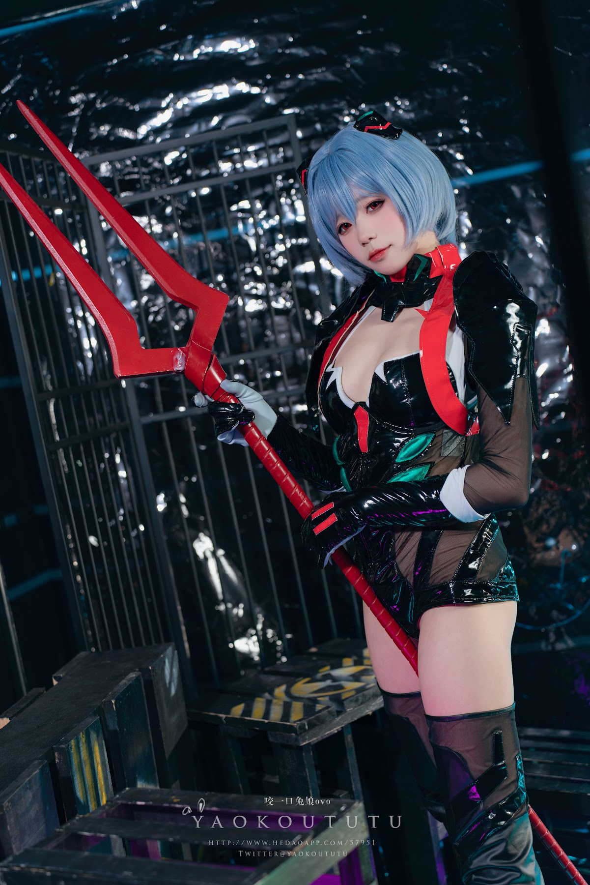 Coser@黏黏团子兔 – 『黑凌波』&小剧场 - P2