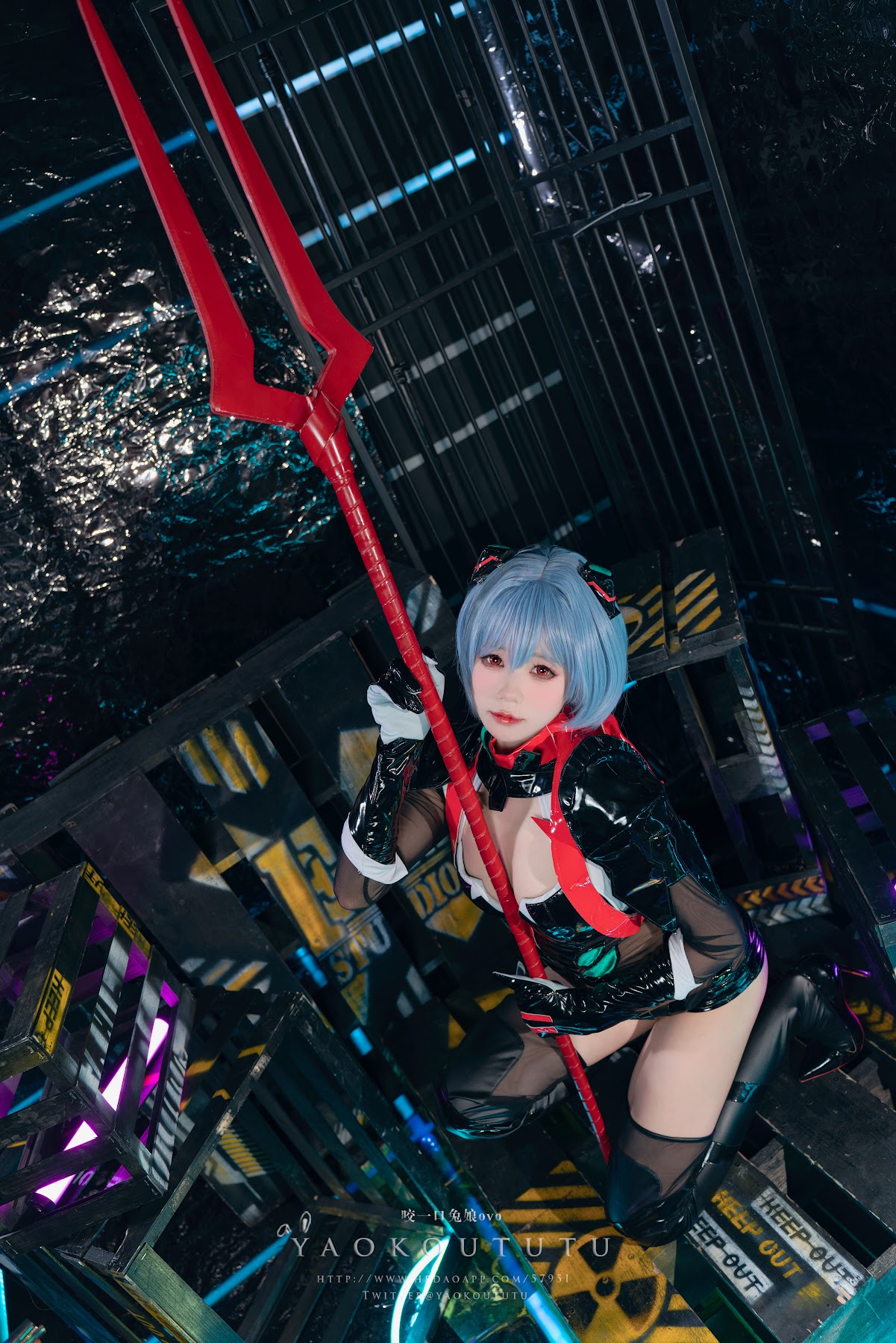 Coser@黏黏团子兔 – 『黑凌波』&小剧场 - P8