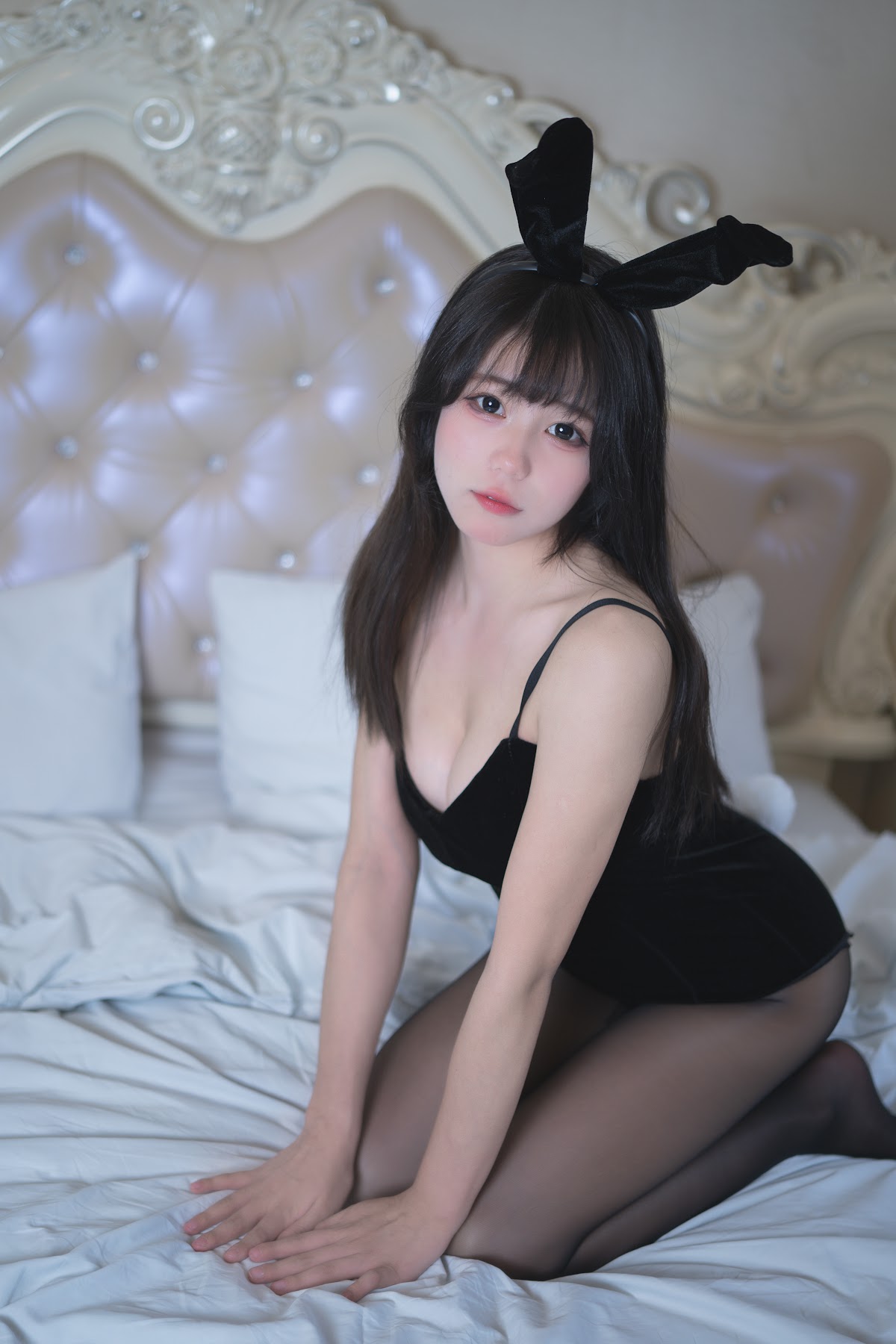 Coser@黏黏团子兔 – Night兔女郎 - P3
