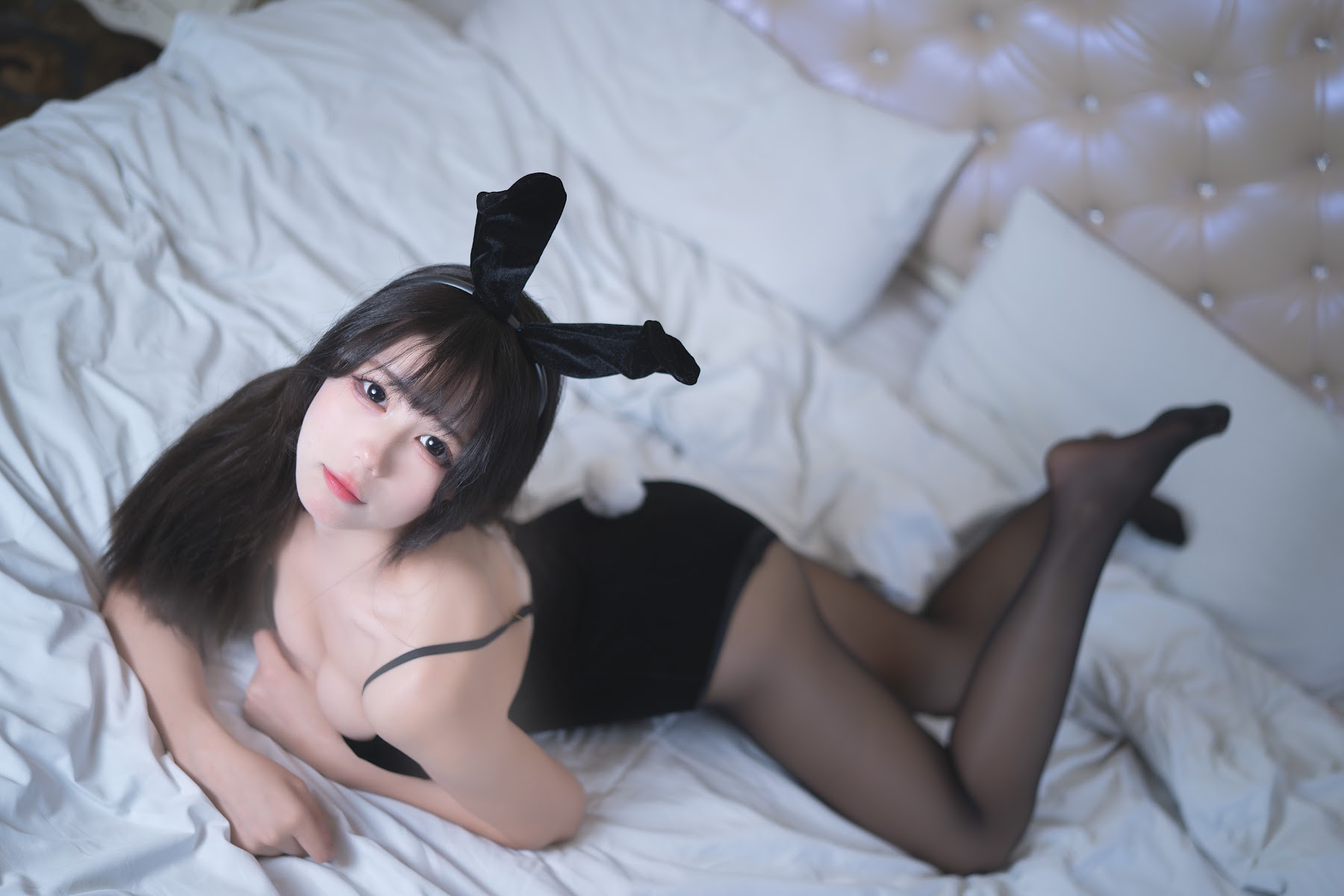Coser@黏黏团子兔 – Night兔女郎 - P5