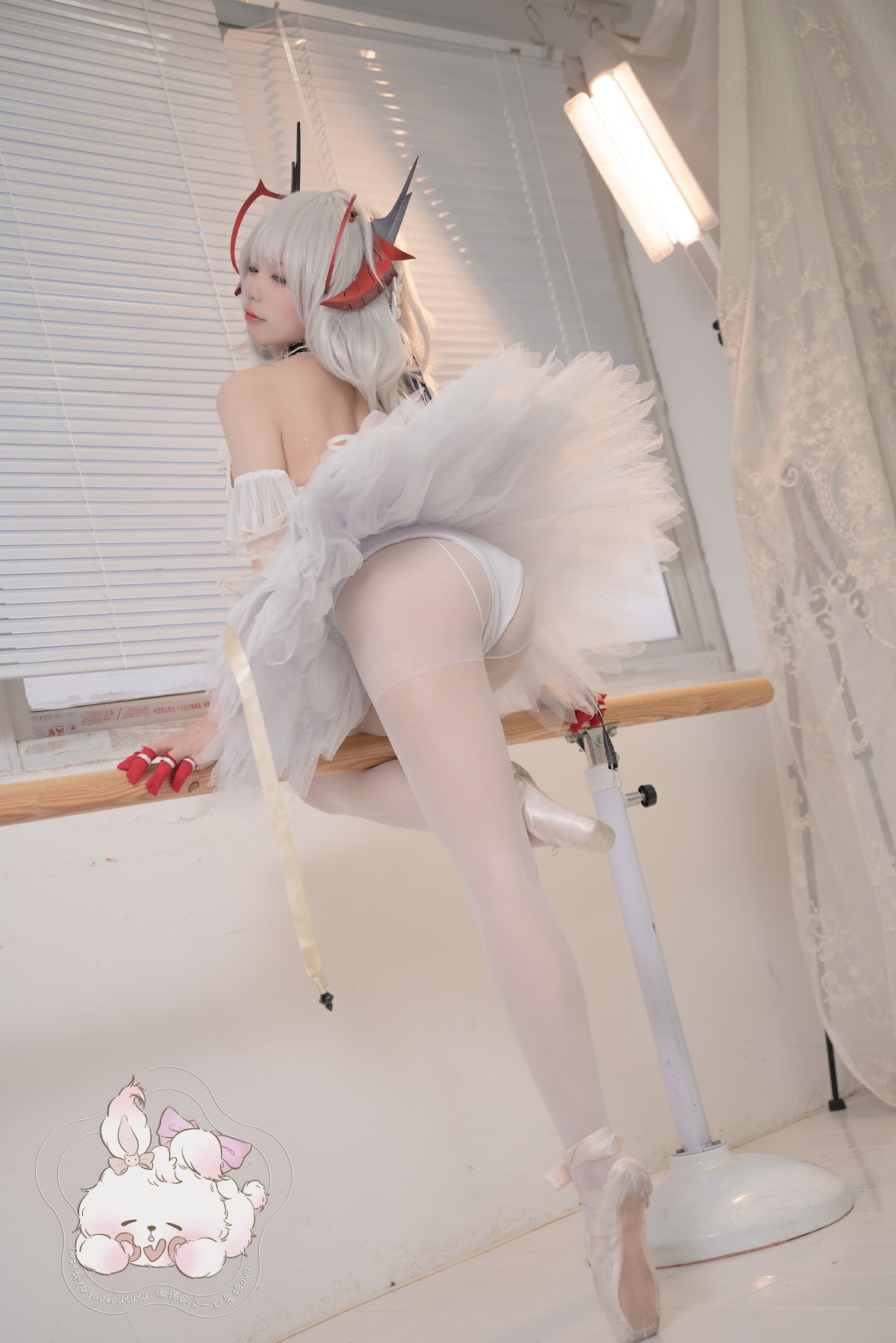 Coser@黏黏团子兔 – W天鹅之舞 - P33