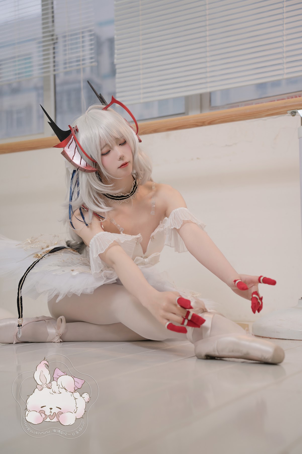 Coser@黏黏团子兔 – W天鹅之舞 - P39