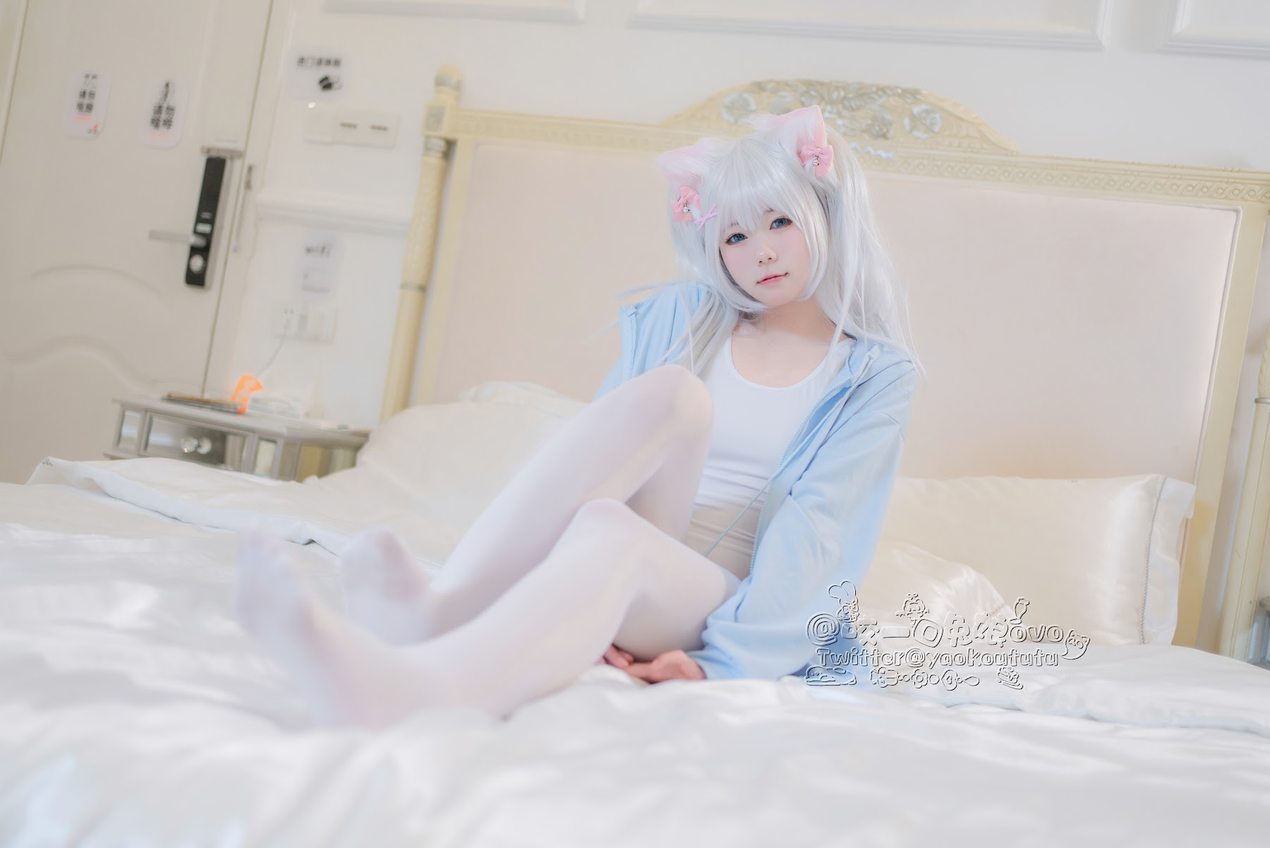 Coser@黏黏团子兔 – 做你的猫 - P1
