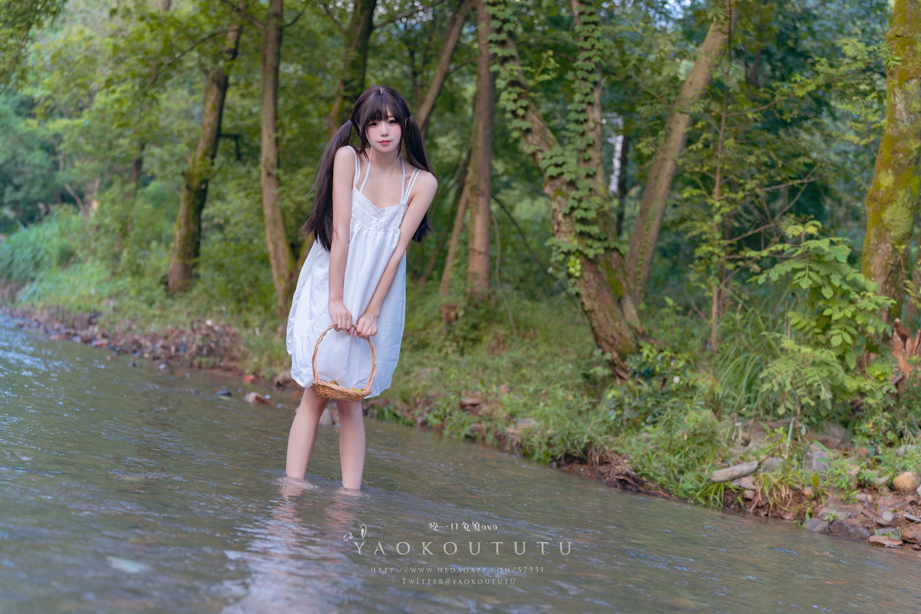 Coser@黏黏团子兔 – 八月订阅『溯溪之夏』& 恋爱循环 - P3