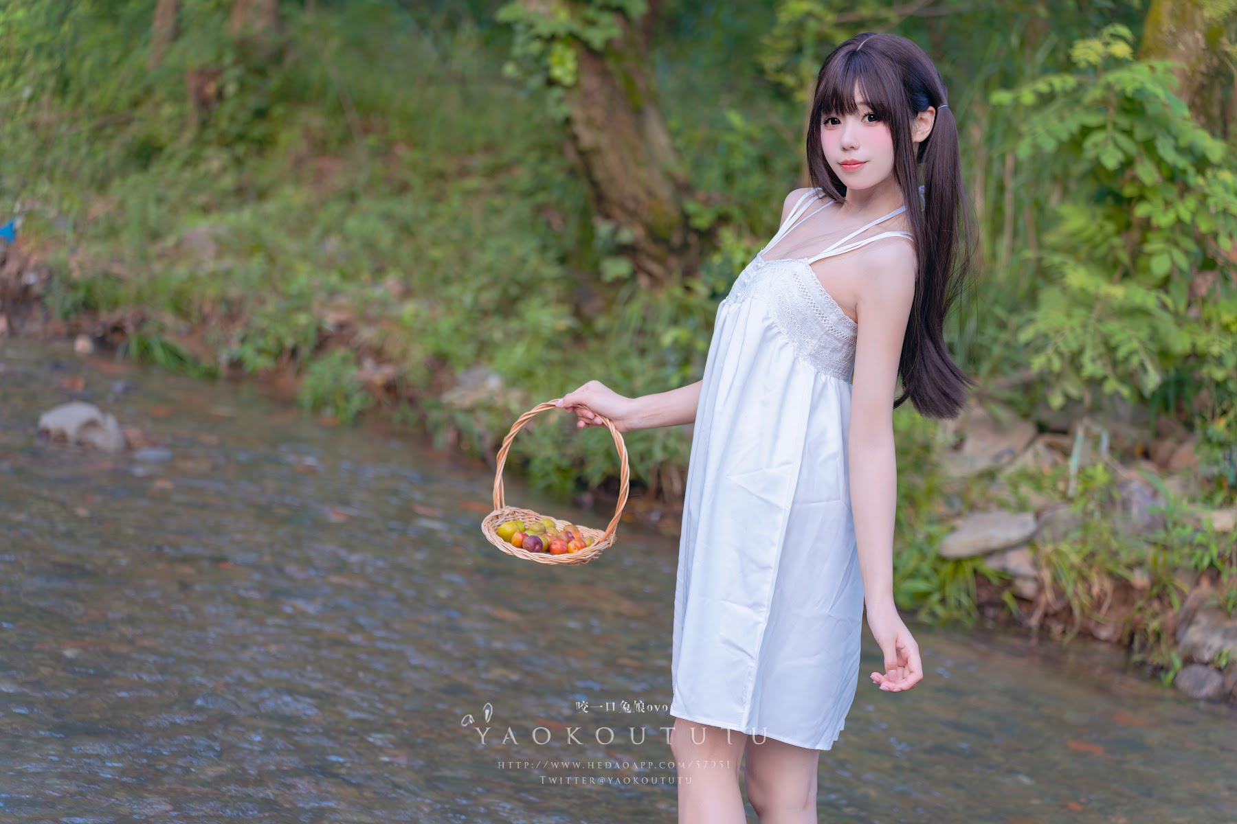 Coser@黏黏团子兔 – 八月订阅『溯溪之夏』& 恋爱循环 - P6