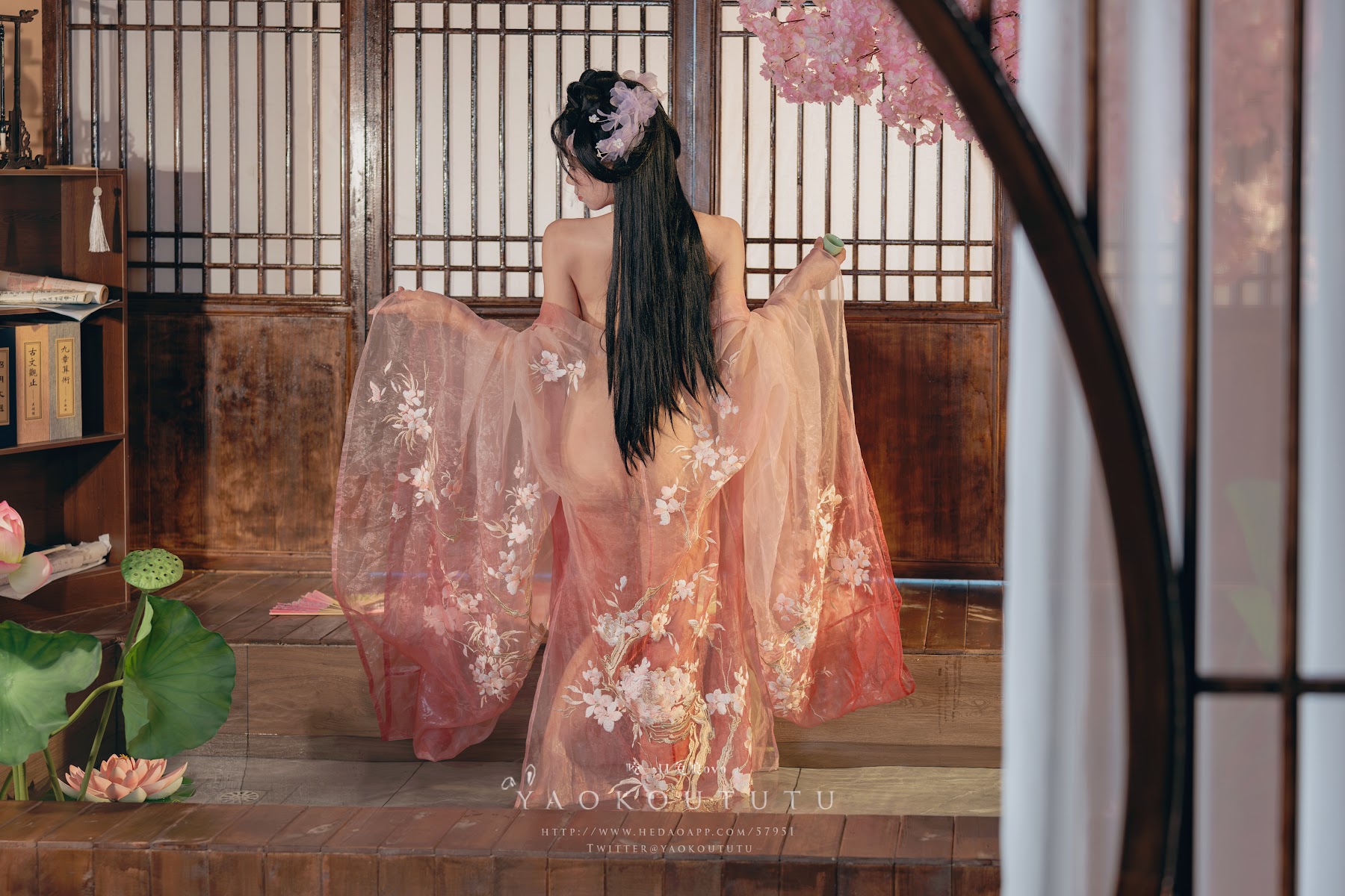 Coser@黏黏团子兔 – 八月订阅『醉倒荷塘边』& 游园惊梦 - P18