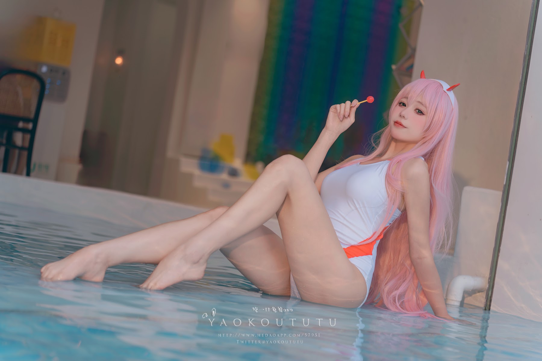 Coser@黏黏团子兔 – 国家队02泳装Pretty - P9