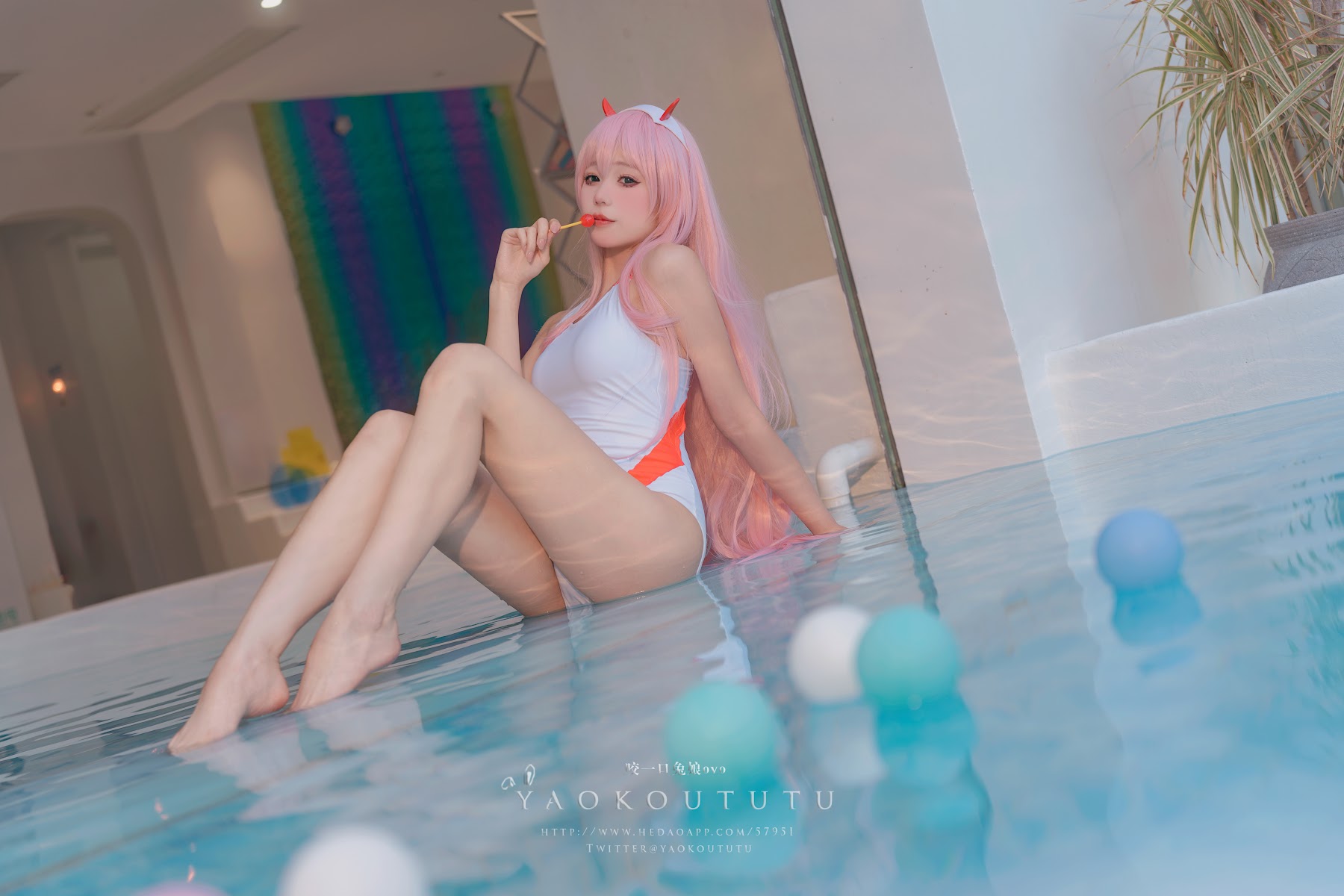 Coser@黏黏团子兔 – 国家队02泳装Pretty - P10
