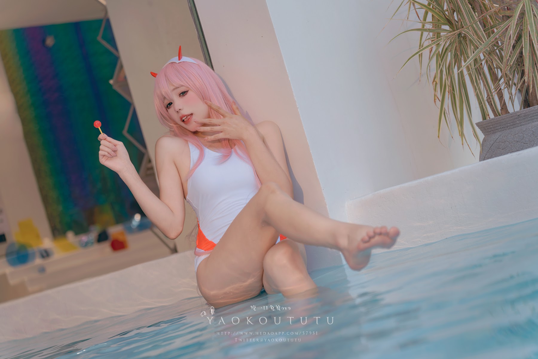 Coser@黏黏团子兔 – 国家队02泳装Pretty - P14