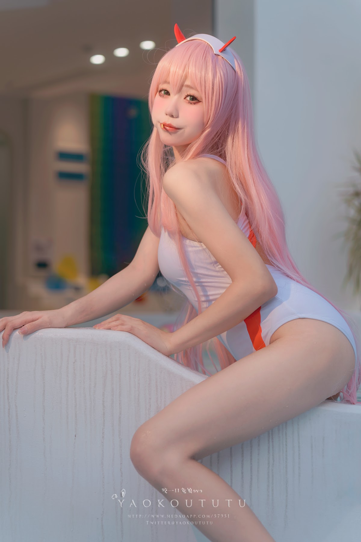 Coser@黏黏团子兔 – 国家队02泳装Pretty - P18