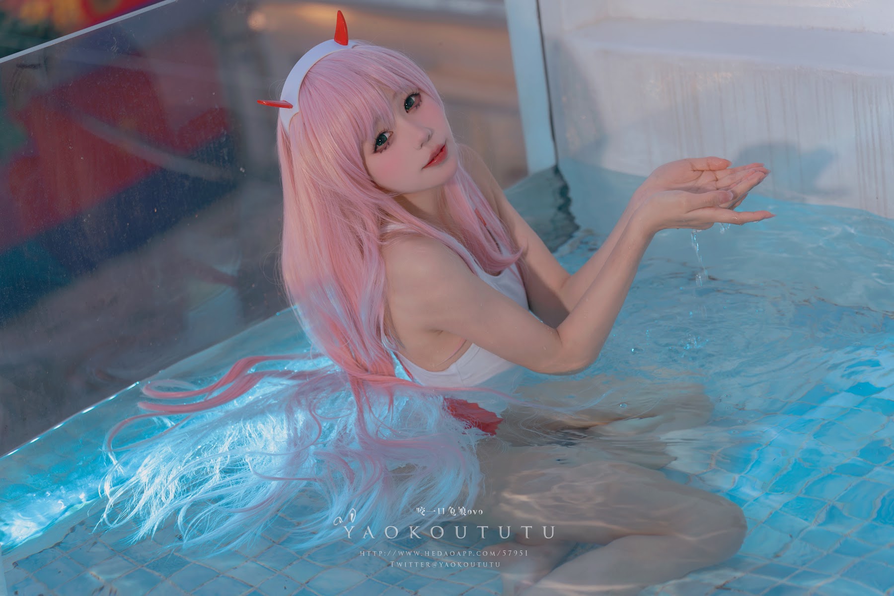 Coser@黏黏团子兔 – 国家队02泳装Pretty - P19