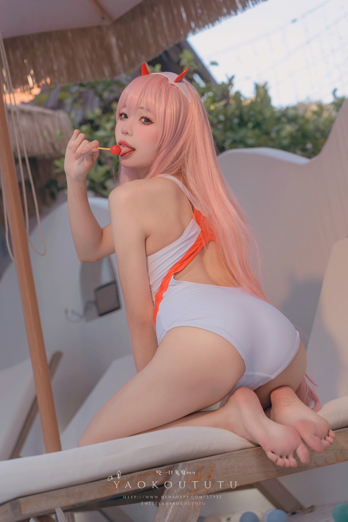 Coser@黏黏团子兔 – 国家队02泳装Pretty - P2