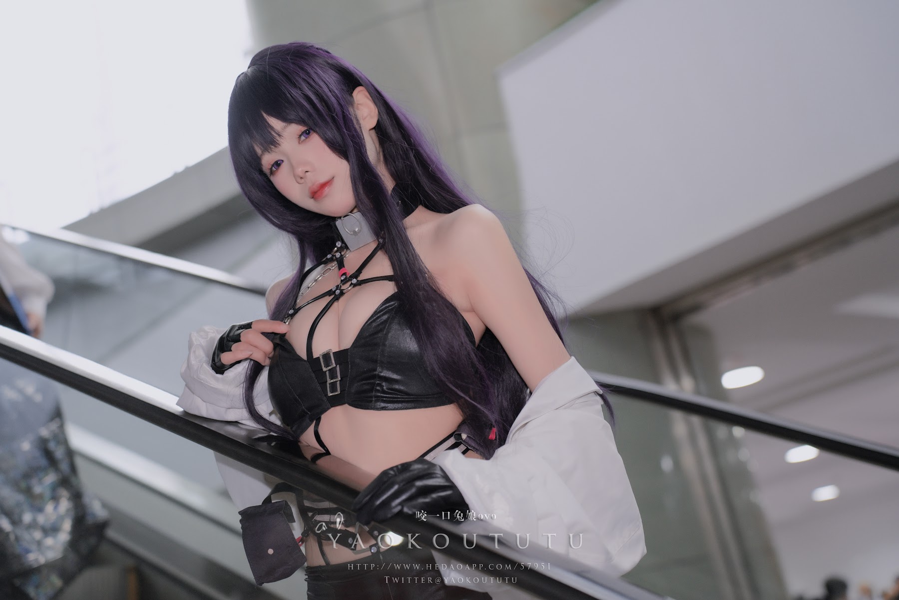 Coser@黏黏团子兔 – 漫展-米哈拉『烤全兔专属配菜』 - P21