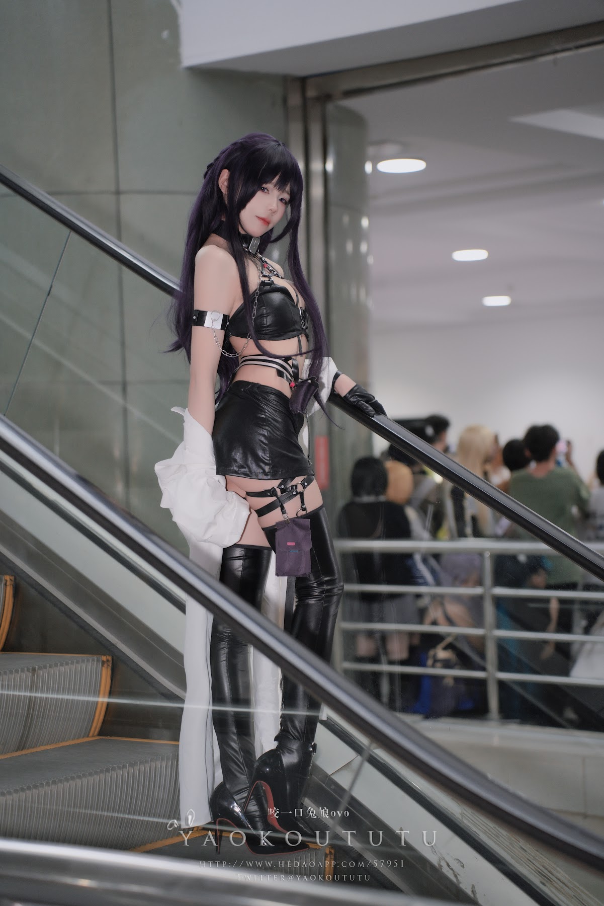 Coser@黏黏团子兔 – 漫展-米哈拉『烤全兔专属配菜』 - P23