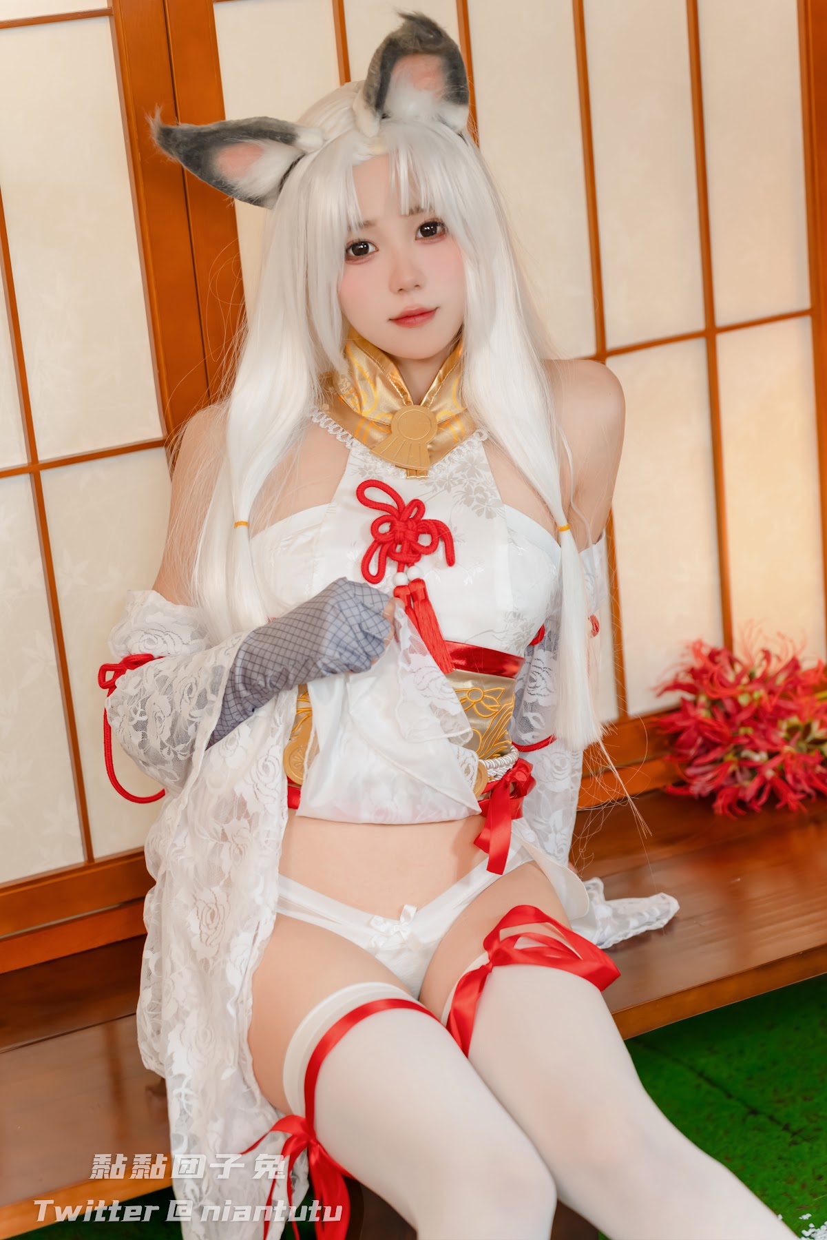 Coser@黏黏团子兔 – 白丝胡桃 - P15
