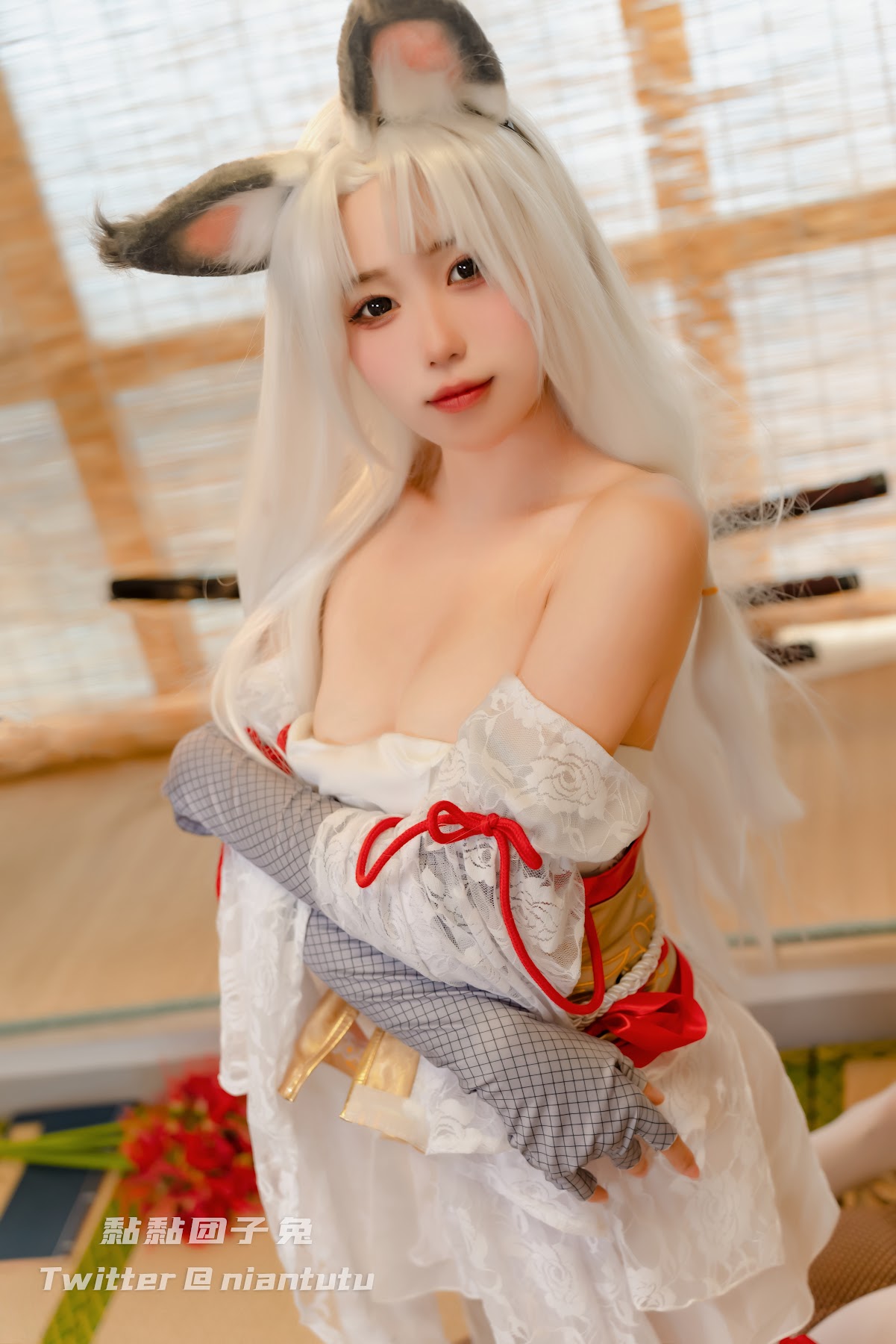 Coser@黏黏团子兔 – 白丝胡桃 - P25